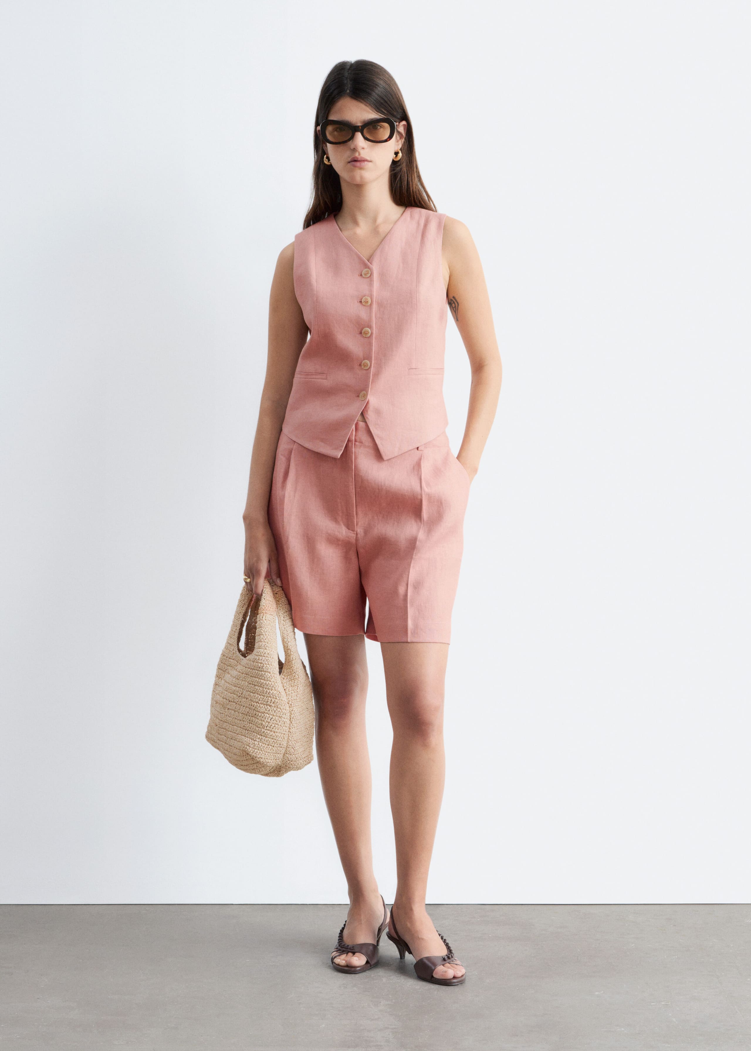 Linen Waistcoat - Dark Brown - Lookbook