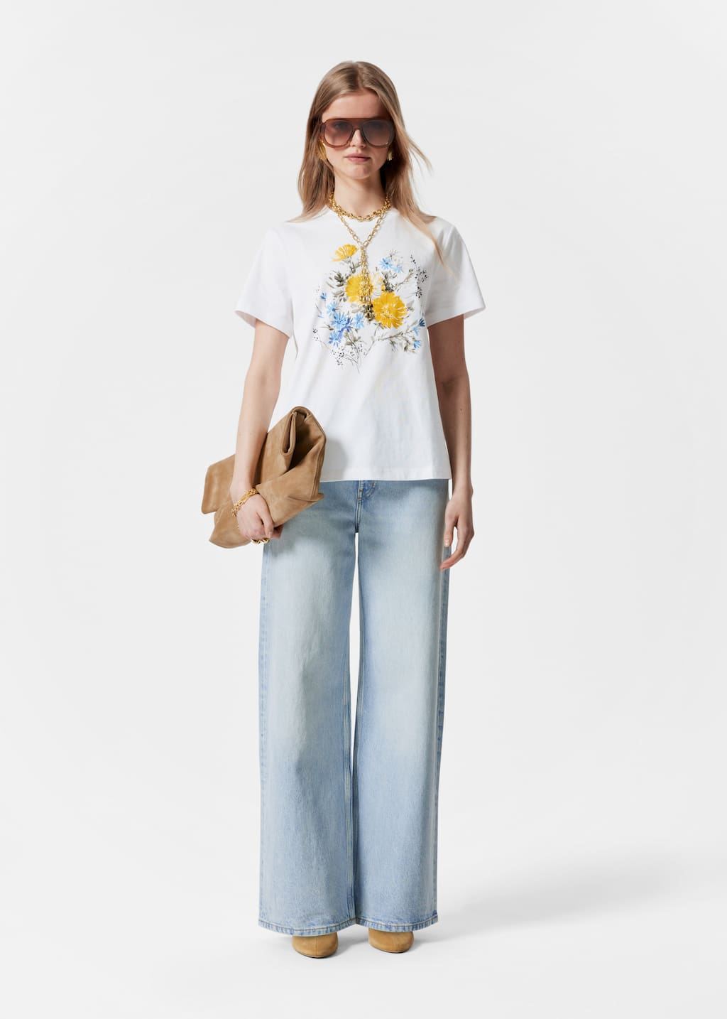 Camiseta de algodón - Estampado sobre blanco - Lookbook