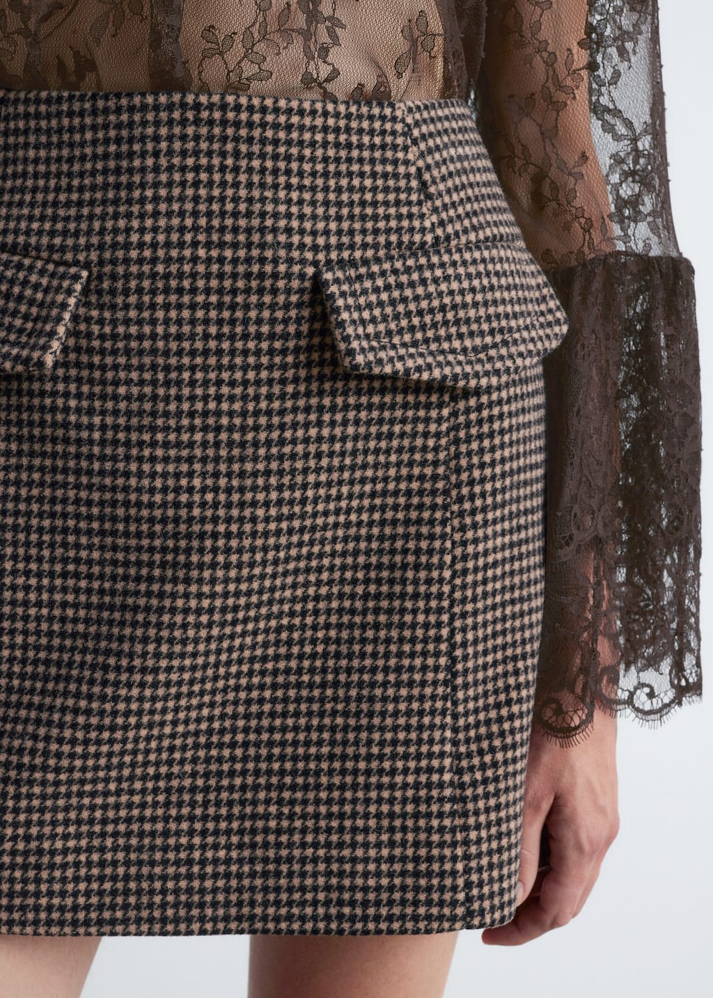 Image of Minifalda con bolsillos de solapa