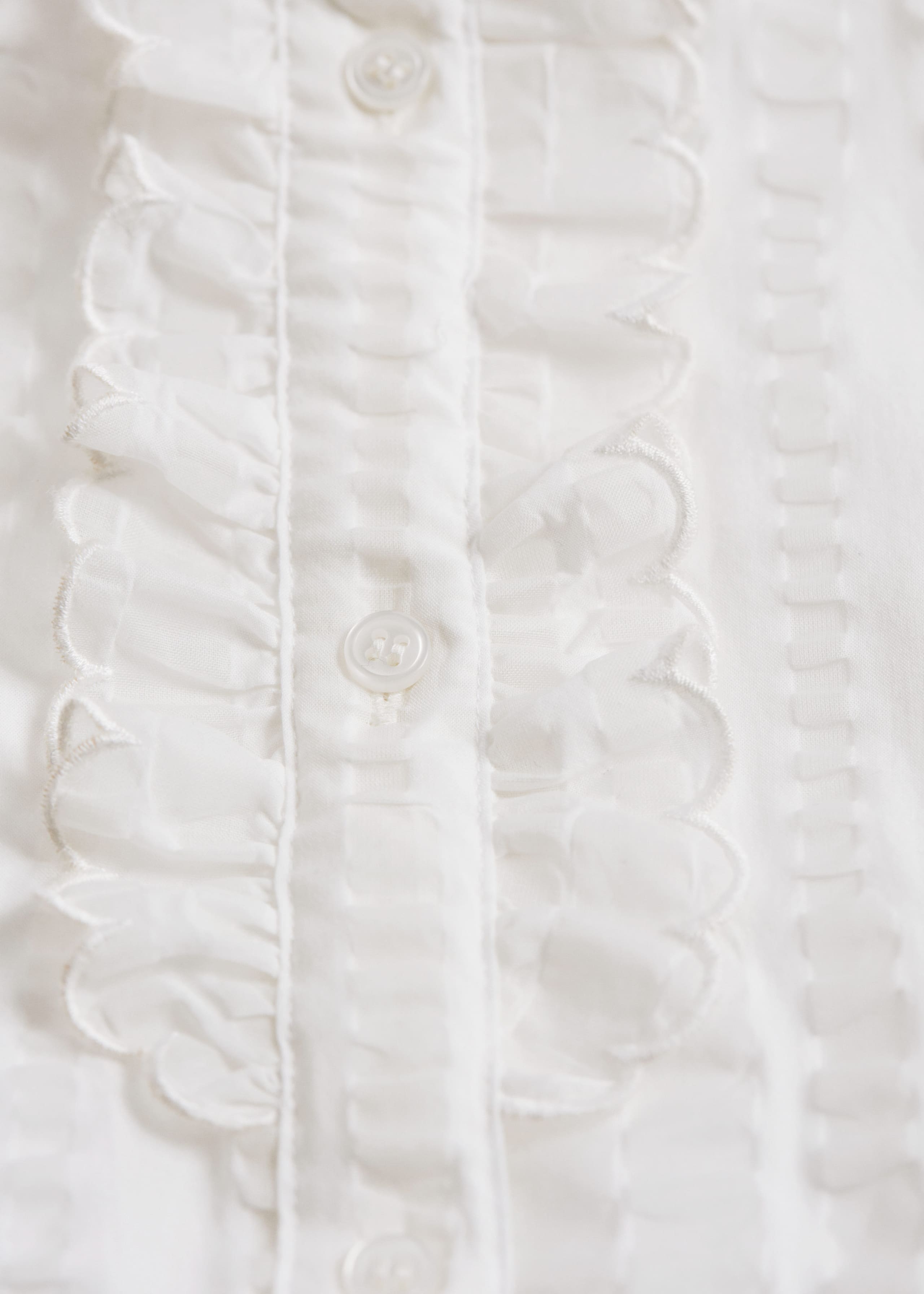 Structured Frill Detail Blouse - {{variantName}} - Beschreibendes Detail