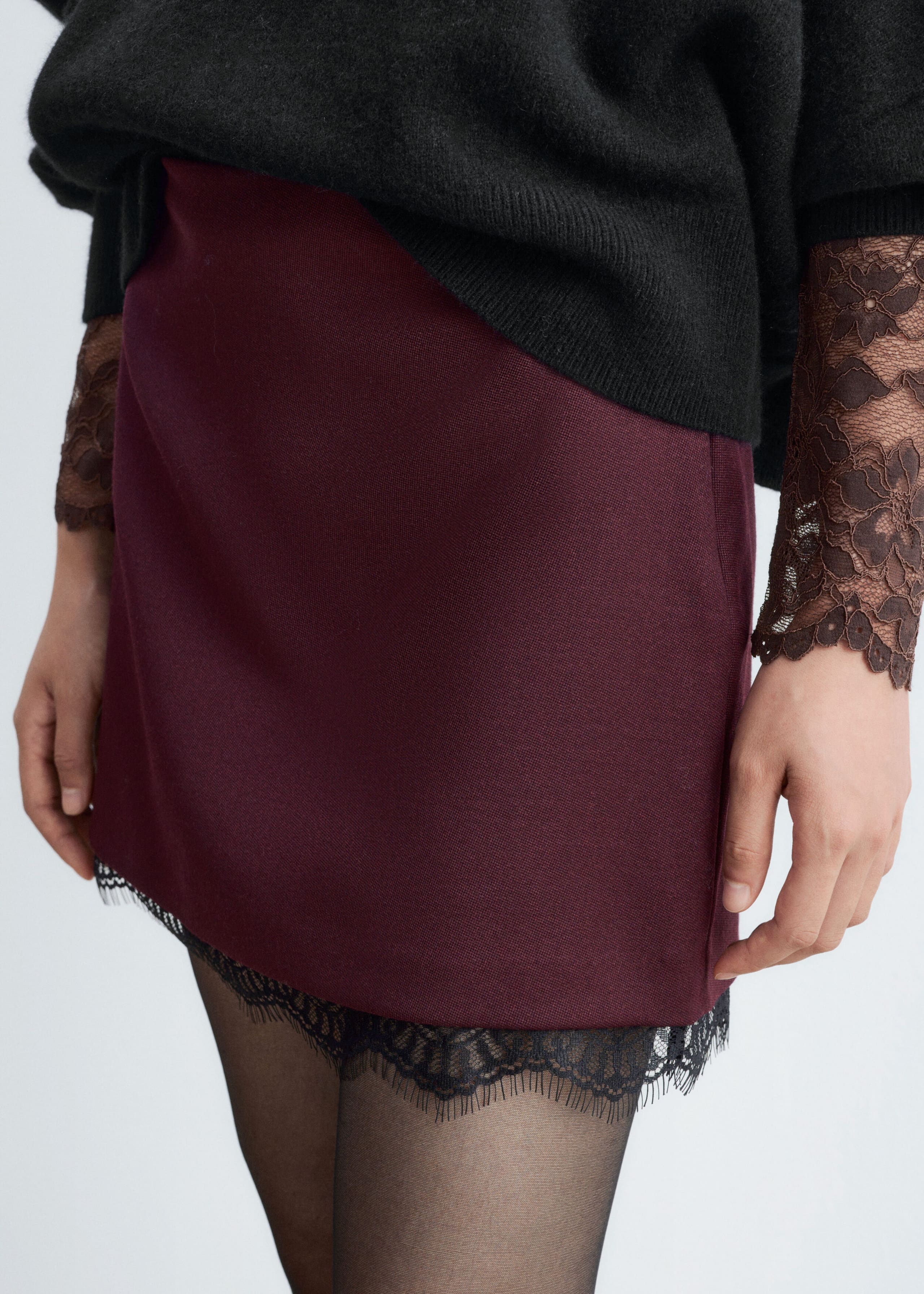 Lace-Trim Mini Skirt Dark Red