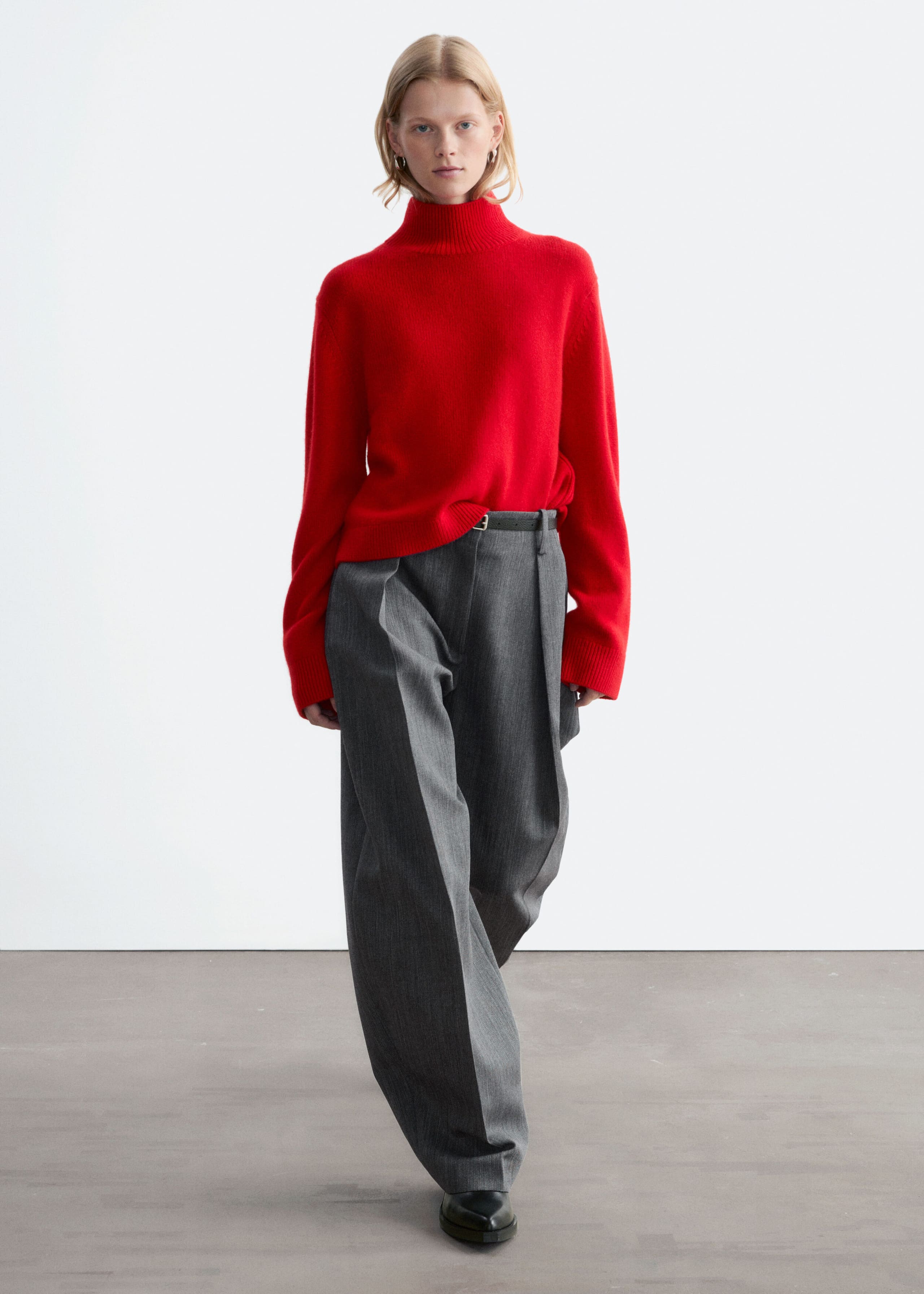 Wool-Cashmere Mock Neck Jumper - Red - Lookbook