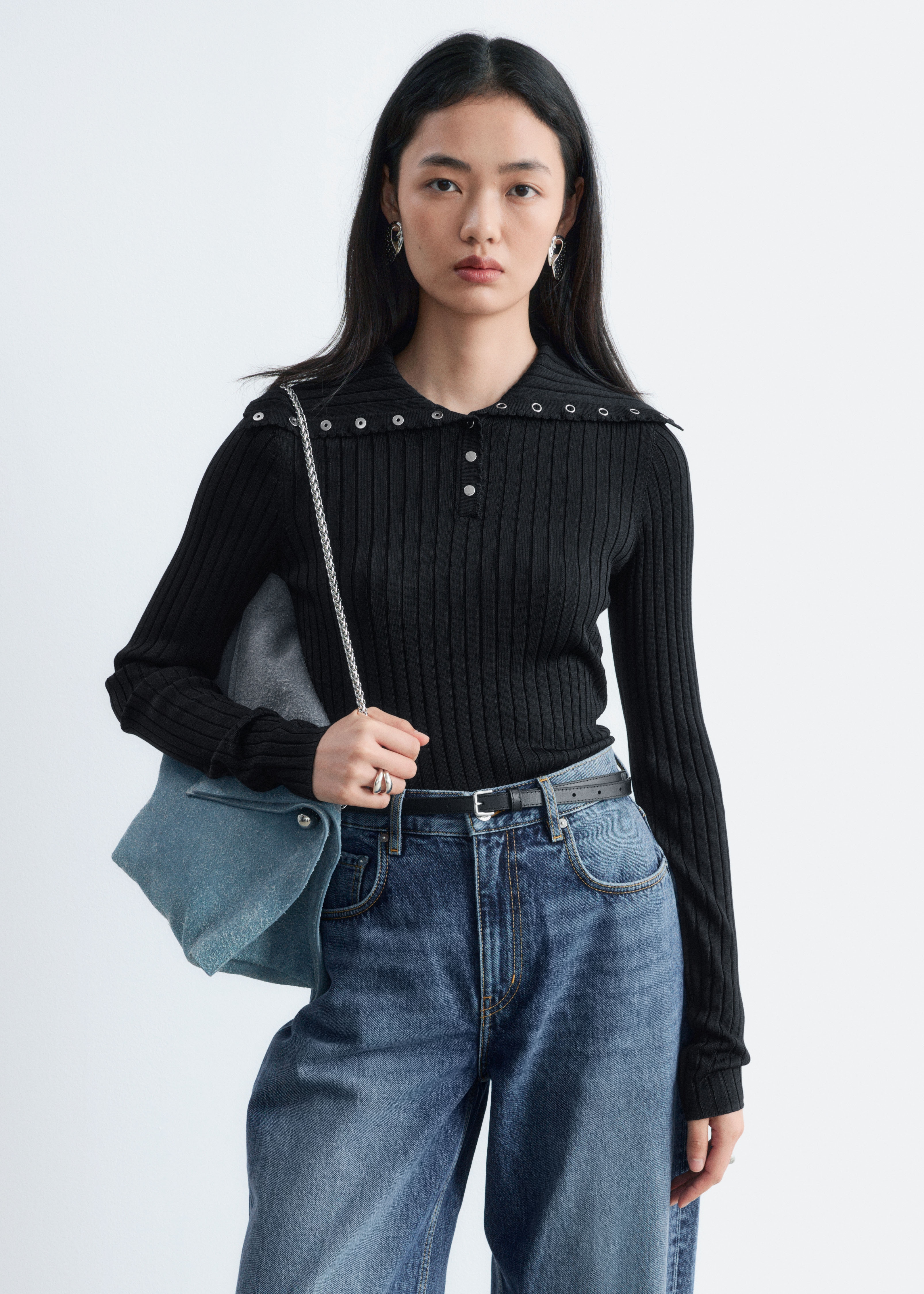 Maglia con colletto smerlato - Nero/Crema