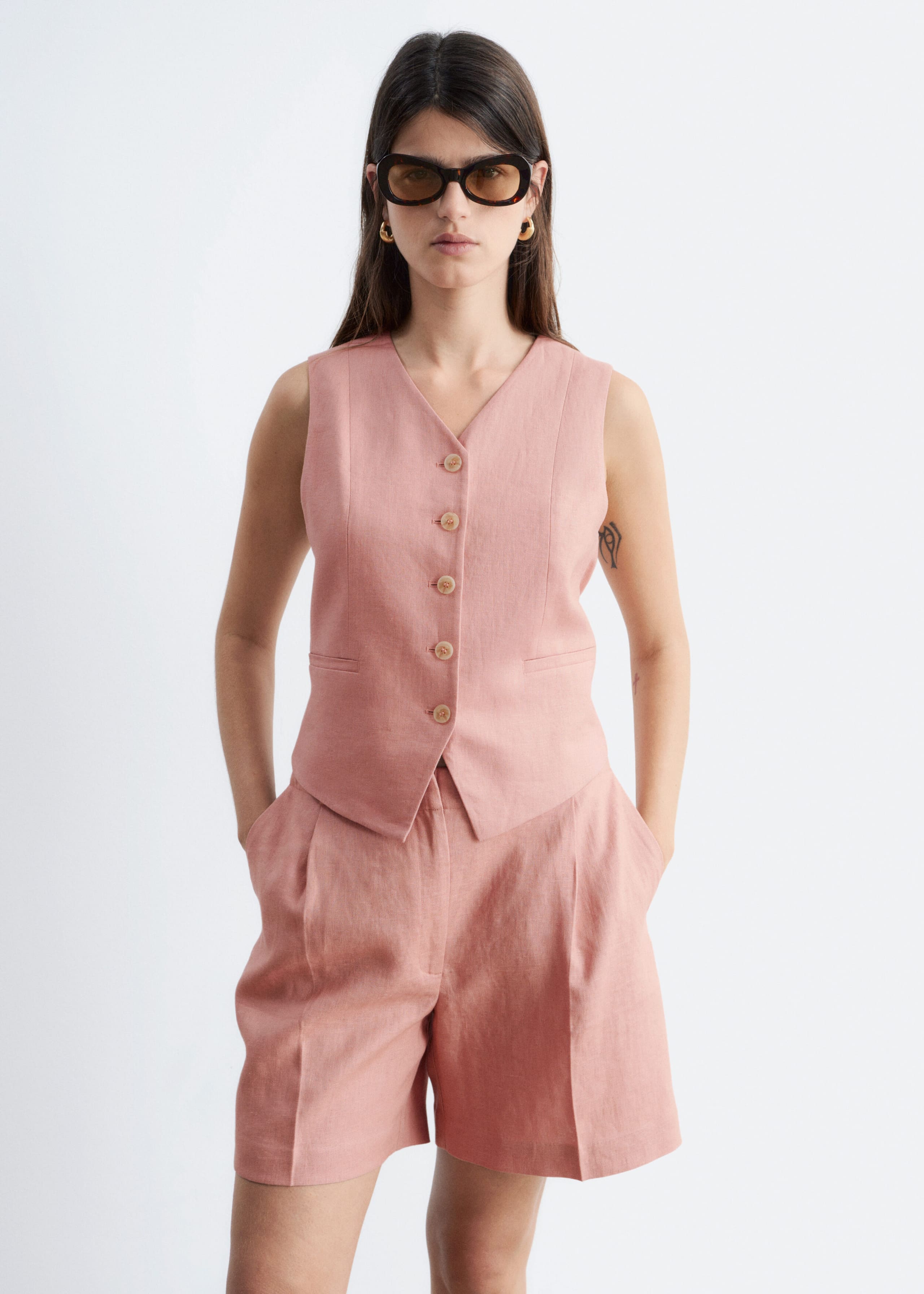 Linen Waistcoat - Dark Brown - Lookbook