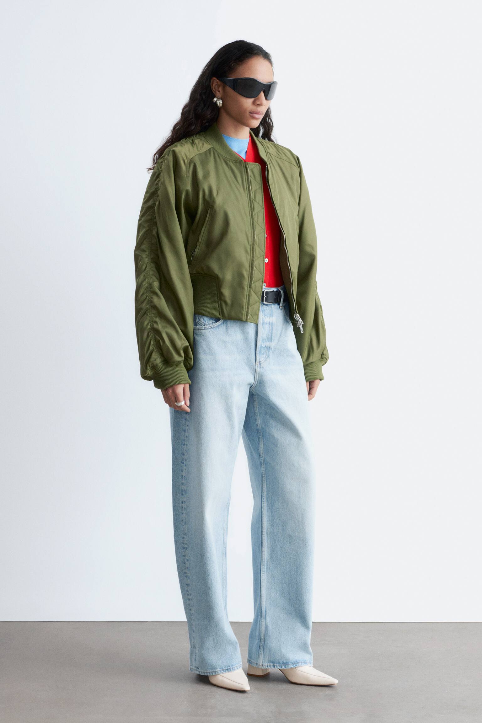 Barrel-Leg Jeans - 1