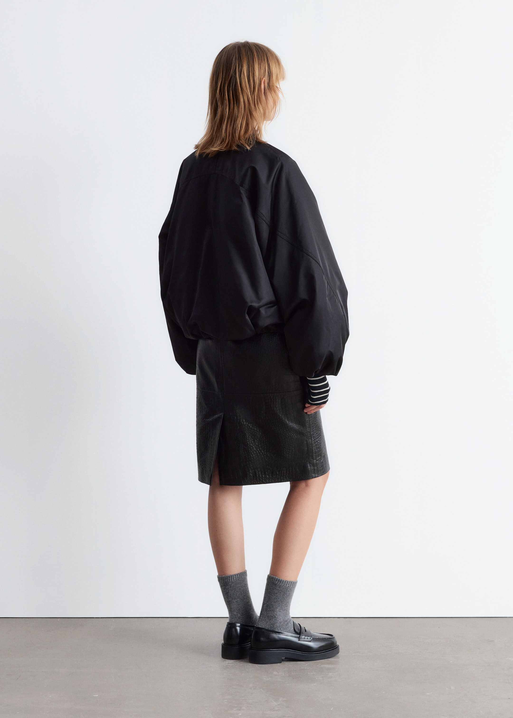 Agrandir l'image: Bomber à manches volumineuses - Noir - FEMME | H&M CH 4