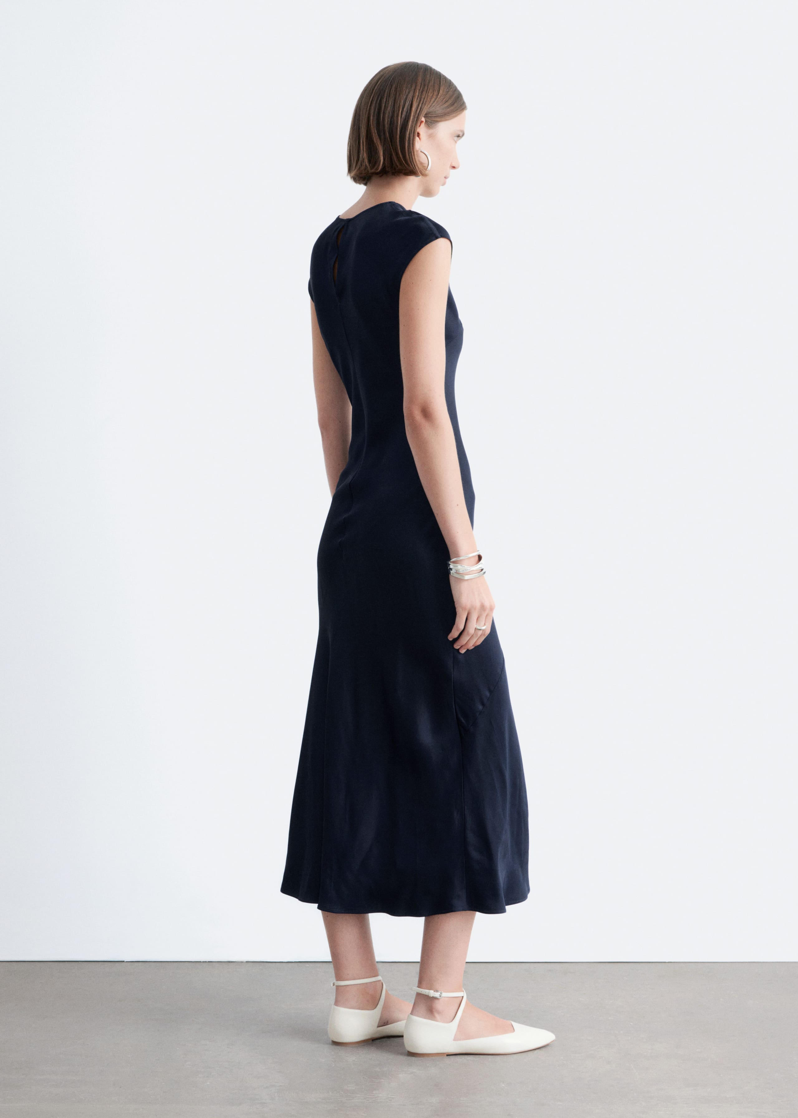 Image of Eng anliegendes Maxikleid aus Satin