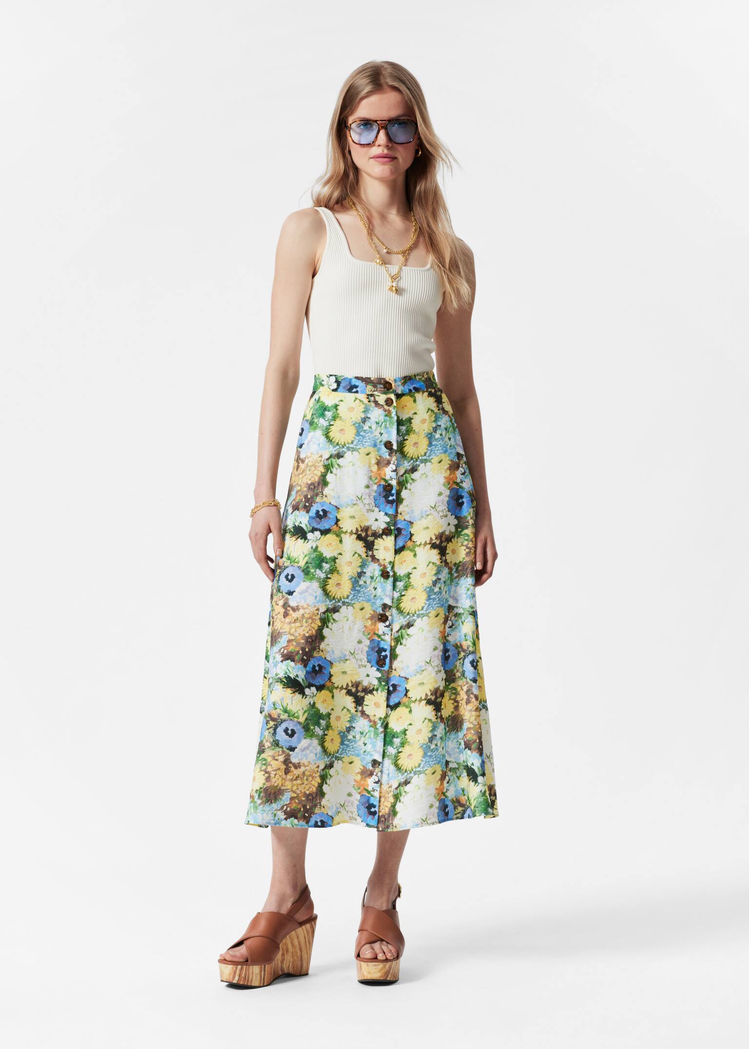 Saia midi evasê com botões - Floral/Padrão azul-marinho/bege/White Print
