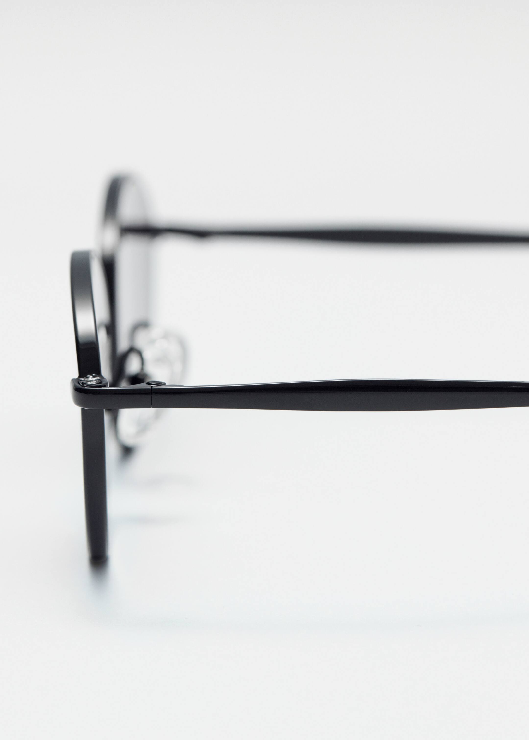 Größeres Bild ansehen: Ovale Sonnenbrille mit Metallgestell - Schwarz - Ladies | H&M DE 2