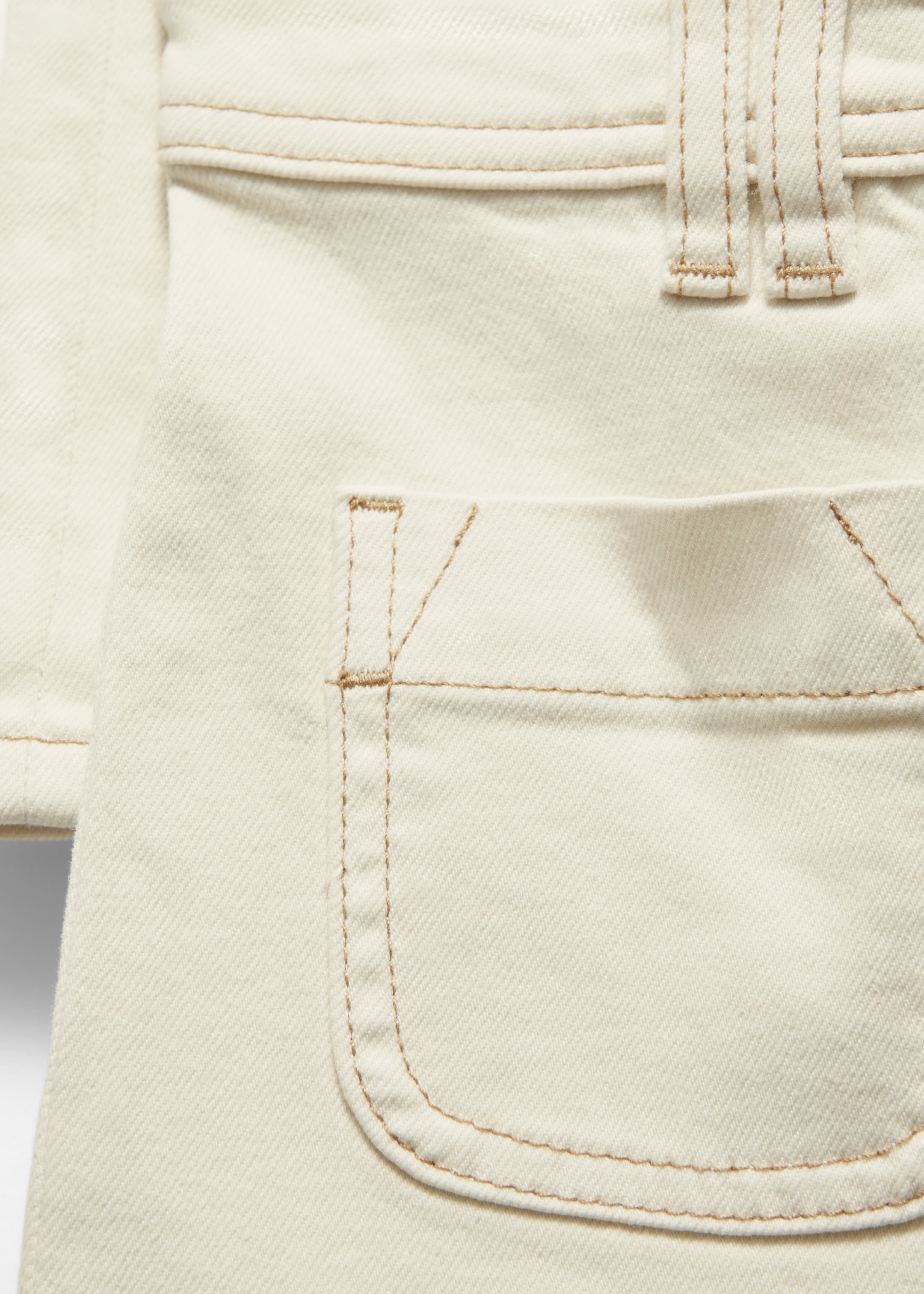 Größeres Bild anzeigen: Ausgestellte Jeans mit hohem Bund - Creme - Ladies | H&M AT 2