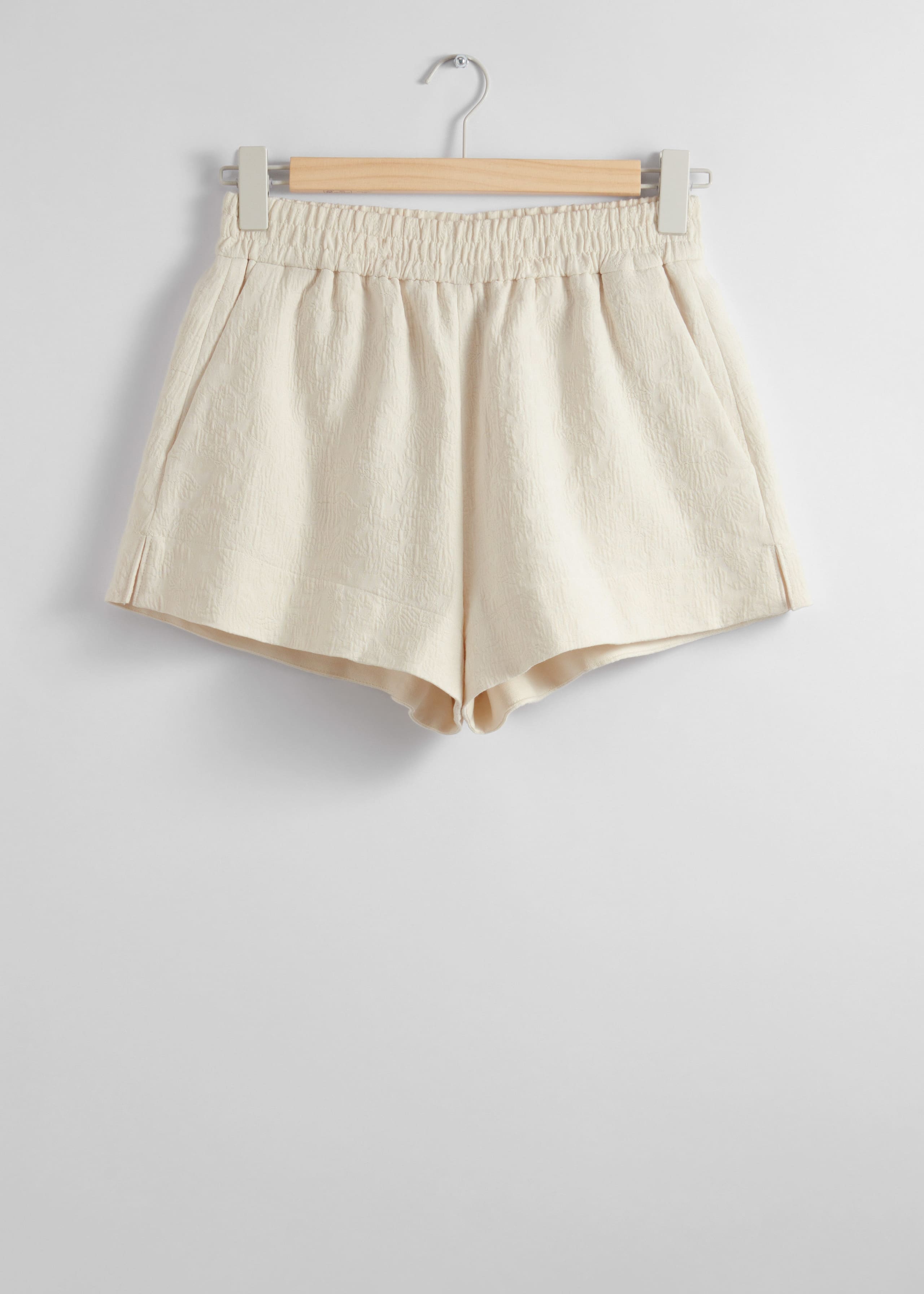 Pantalones cortos de jacquard - Beige - Bodegón
