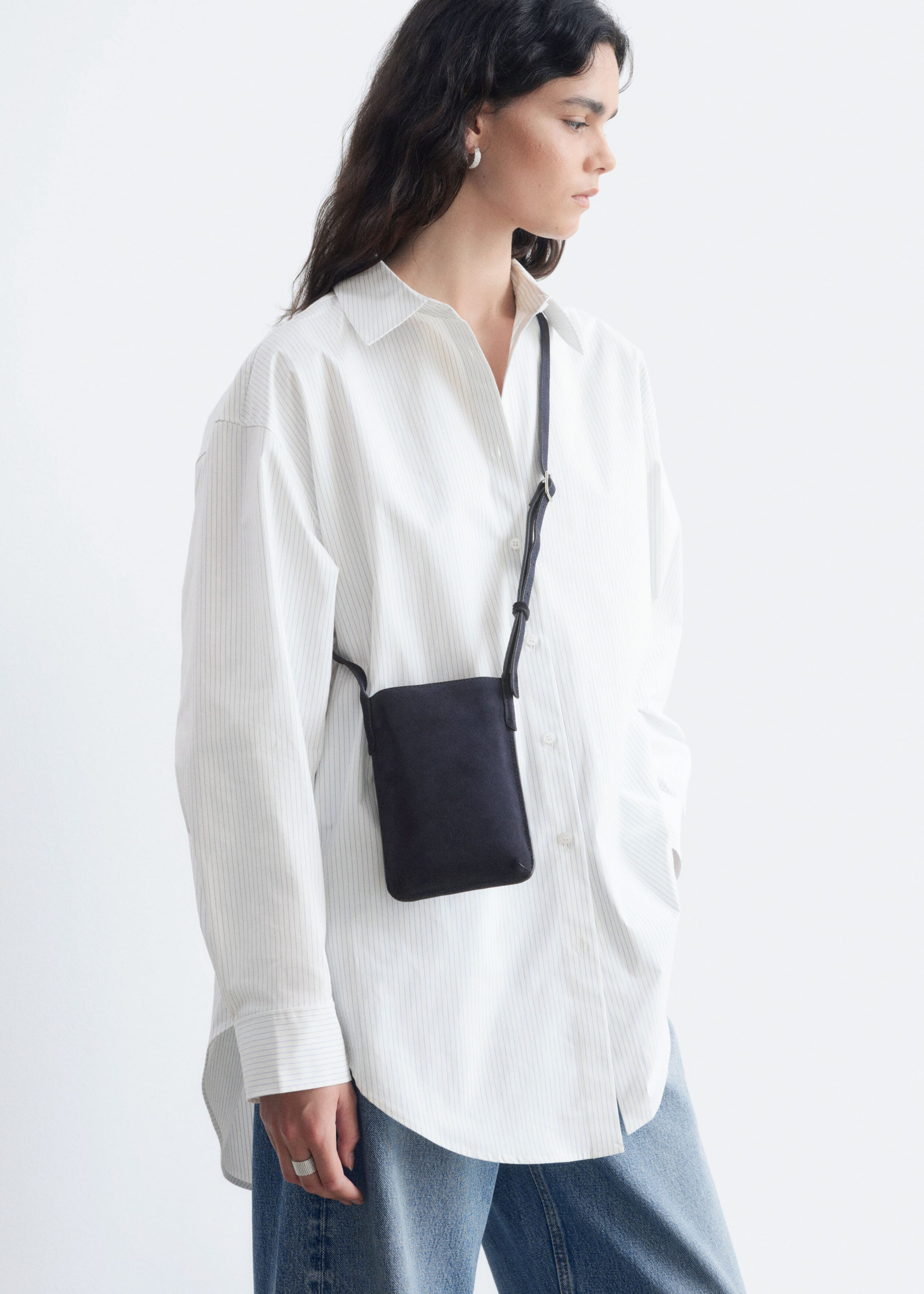 Moulded Split-Suede Phone Bag - Dark Blue - Still Life