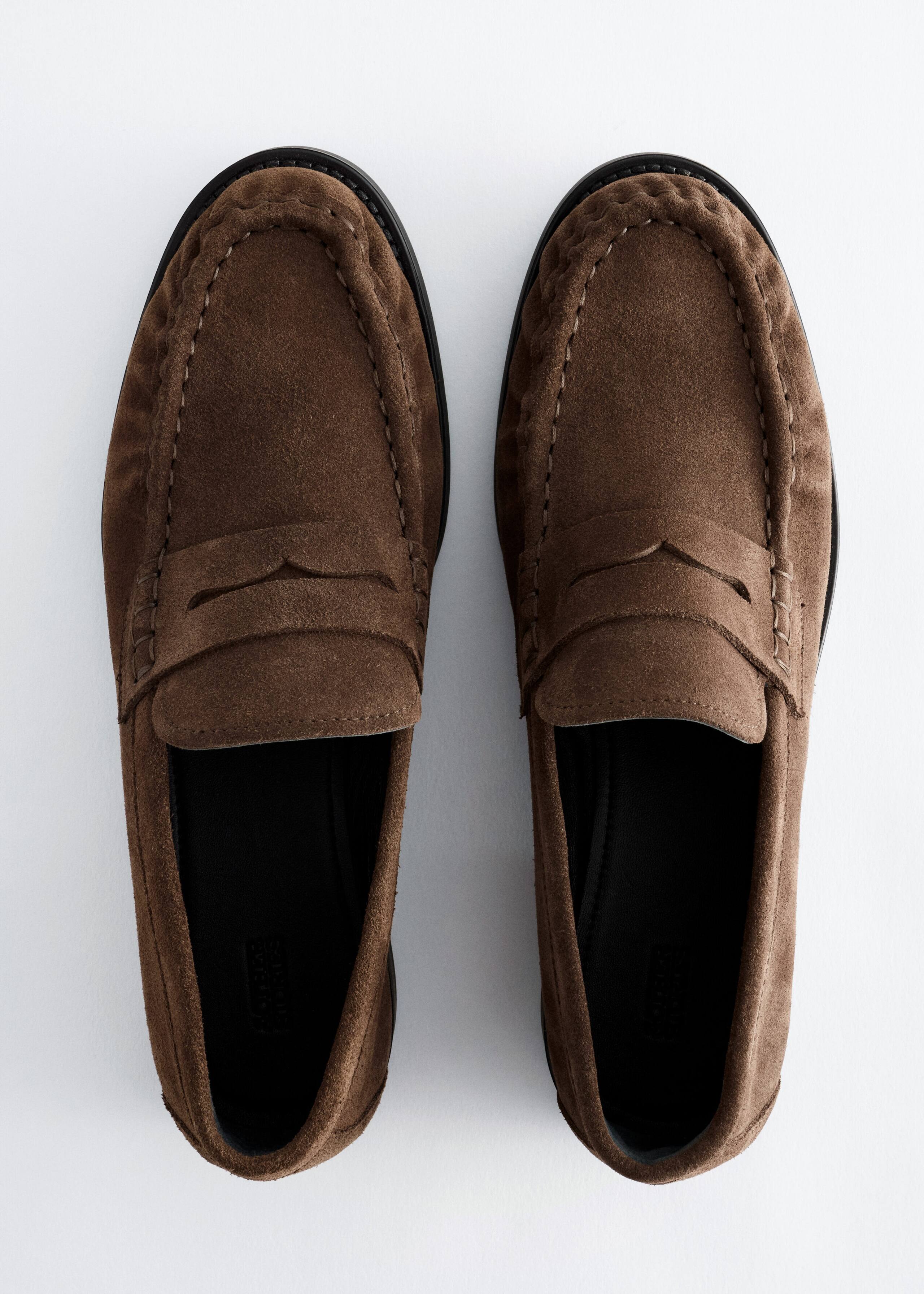 Split Suede Penny Loafers - {{variantName}} - Descrizione dettagliata