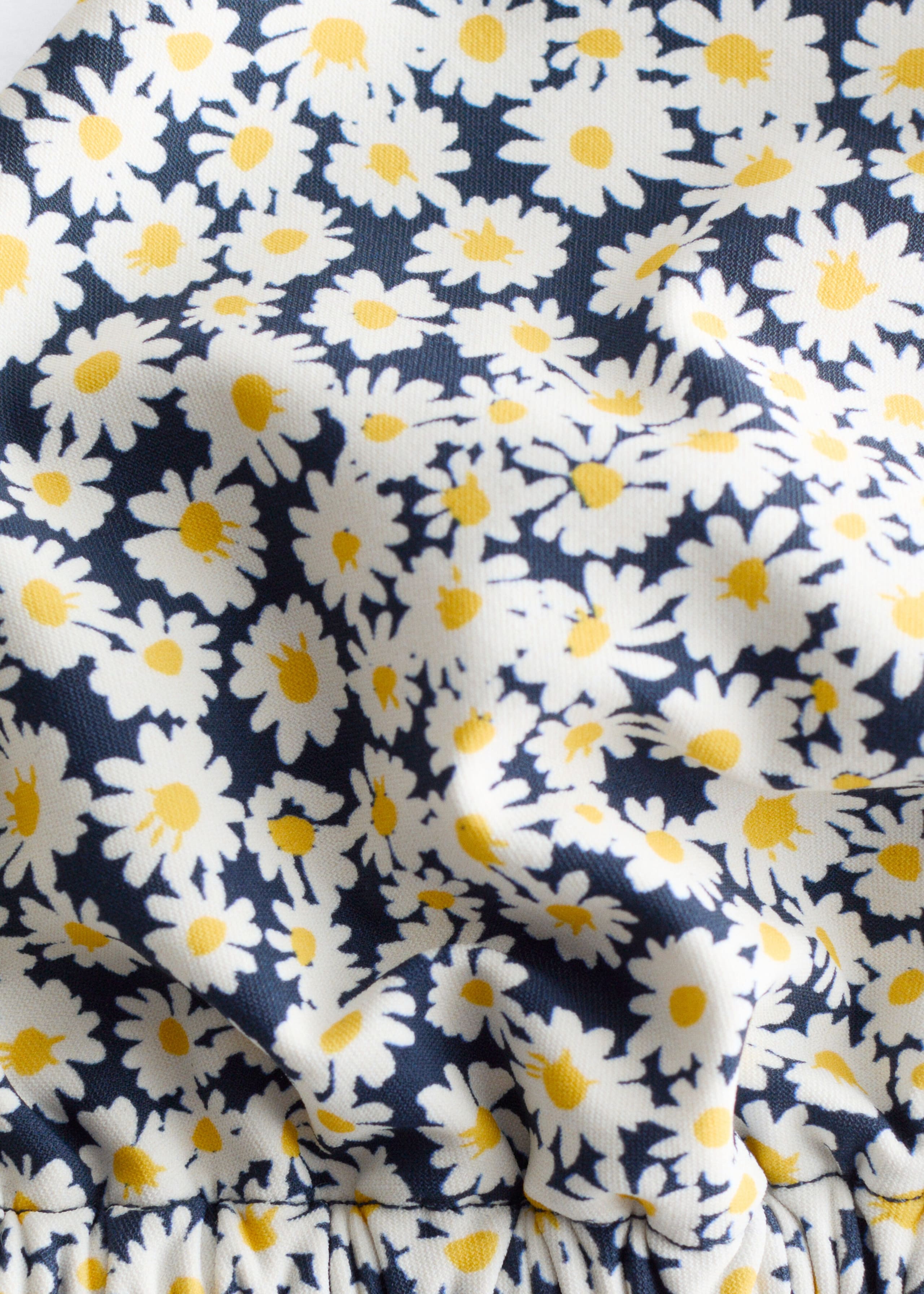 Triangle Bikini Top - {{variantName}} - Descriptive Detail