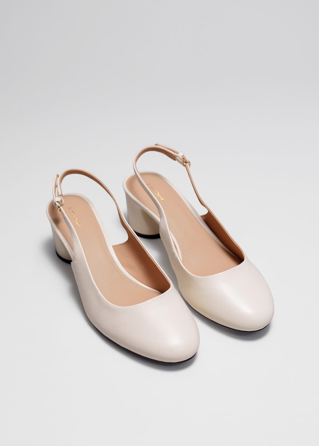 Escarpins en cuir à talons épais et brides arrière - Couleur crème - Still Life