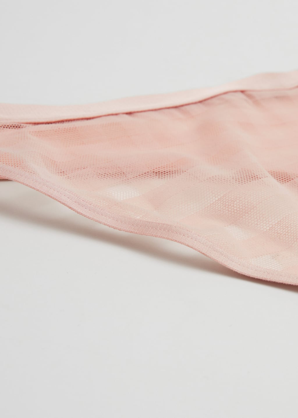 Culotte transparente à carreaux - {{variantName}} - Descriptive Detail
