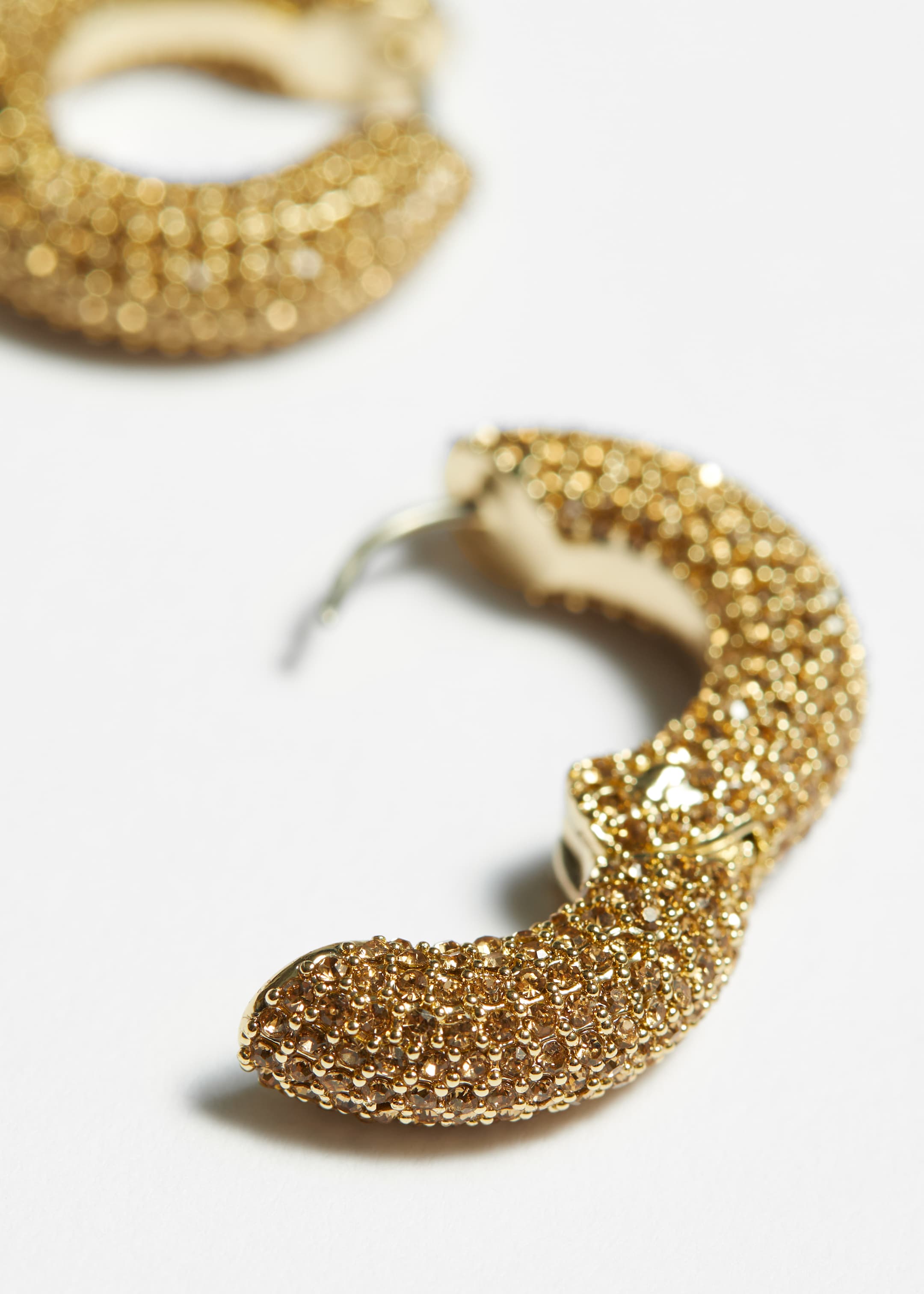 Nagyobb kép megtekintése: Crystal Hoop Earrings - Arany - NŐI | H&M HU 3