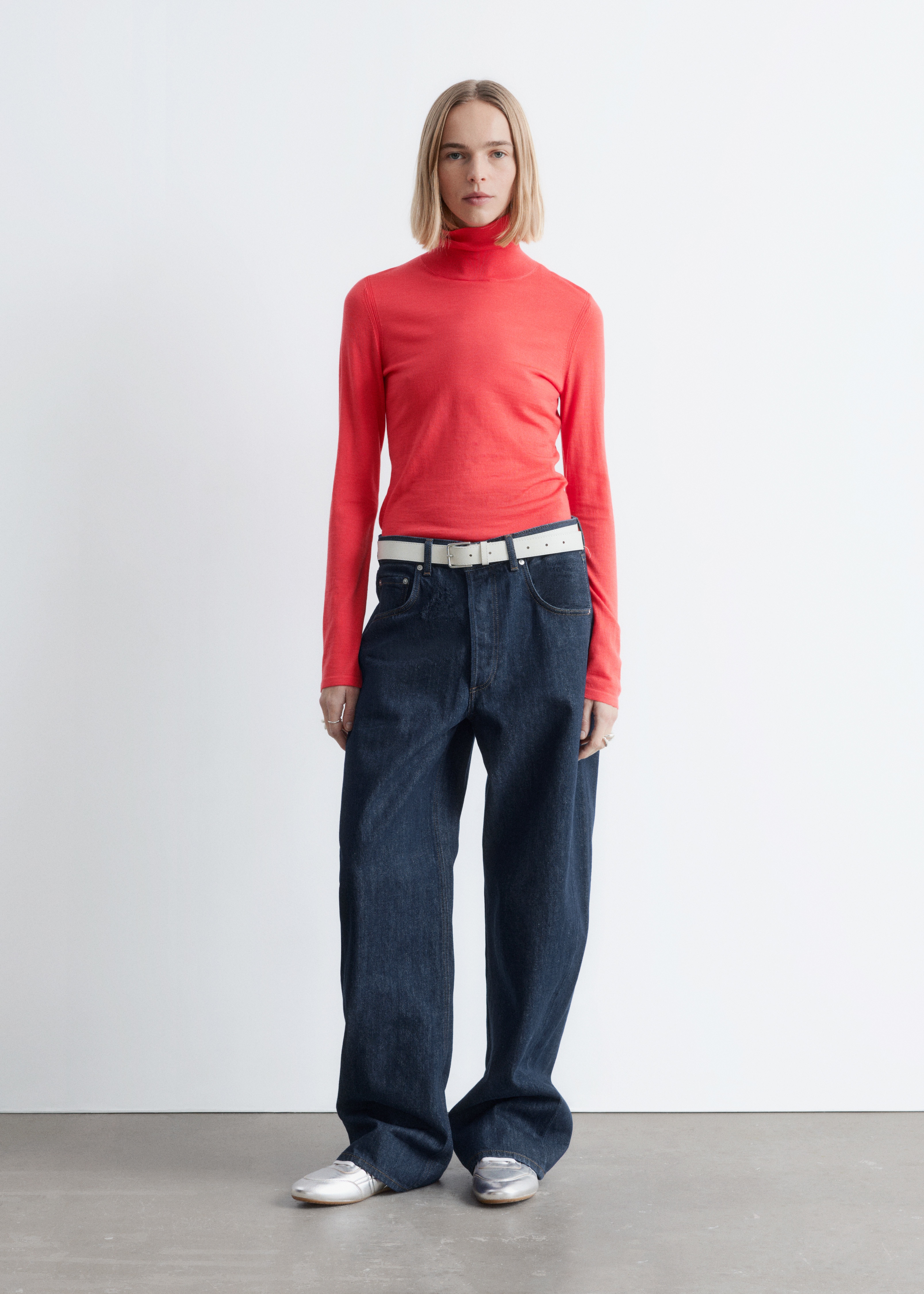 Rollkragenpullover aus fein gestrickter Wolle - Rot