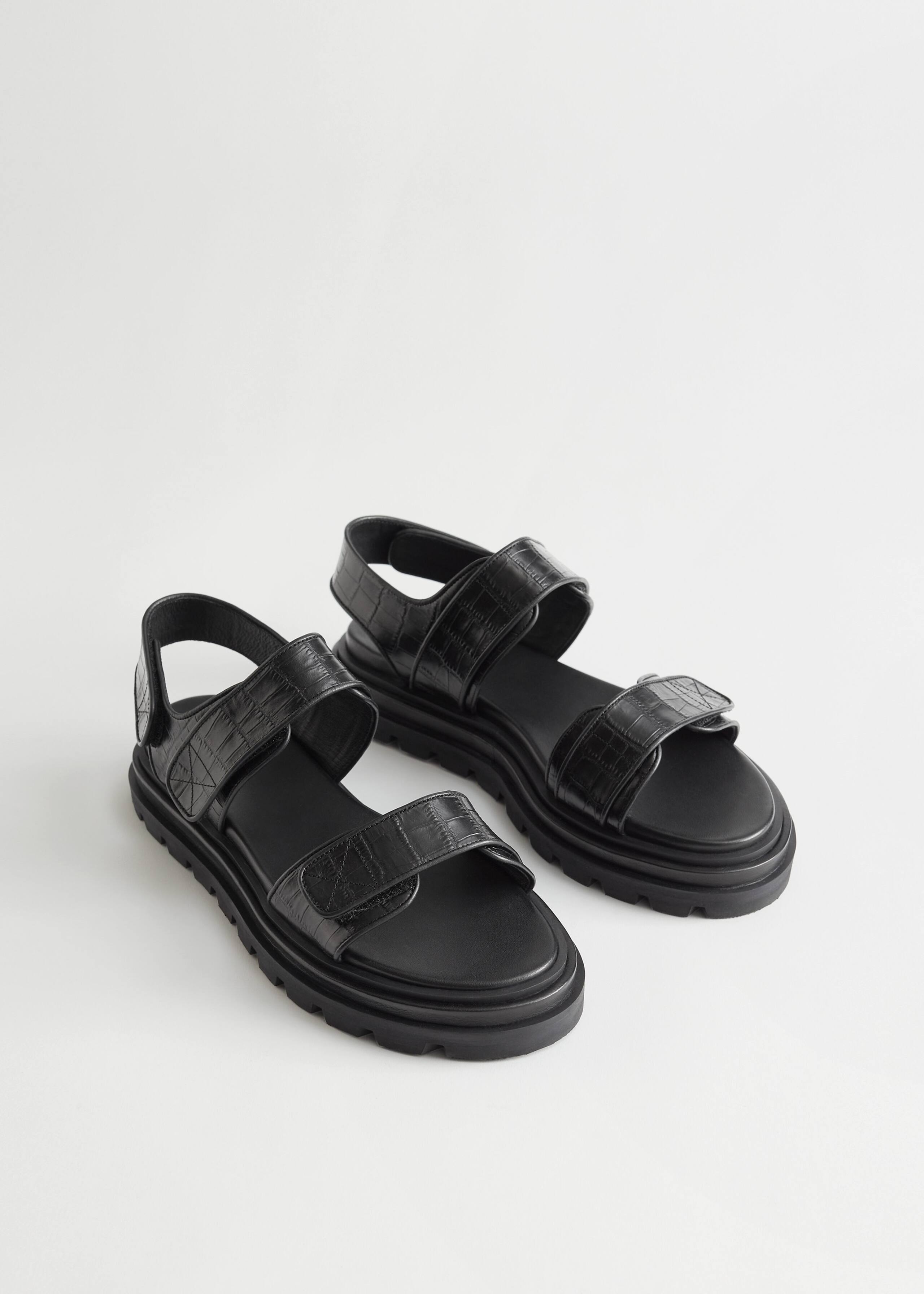 Croc Embossed Leather Sandals - Black Croc - Bodegón