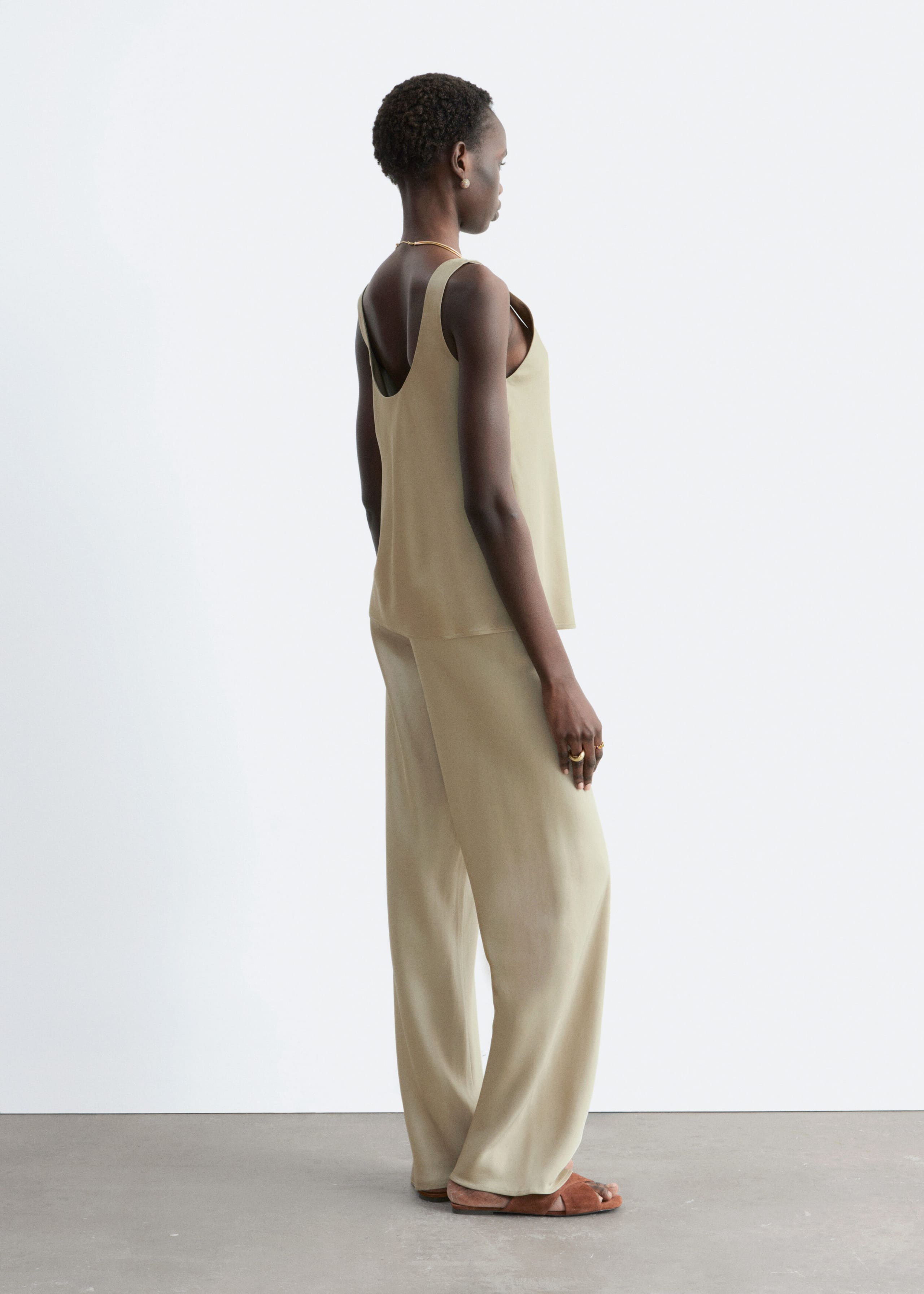 Image of Scoop Neck Tank Top