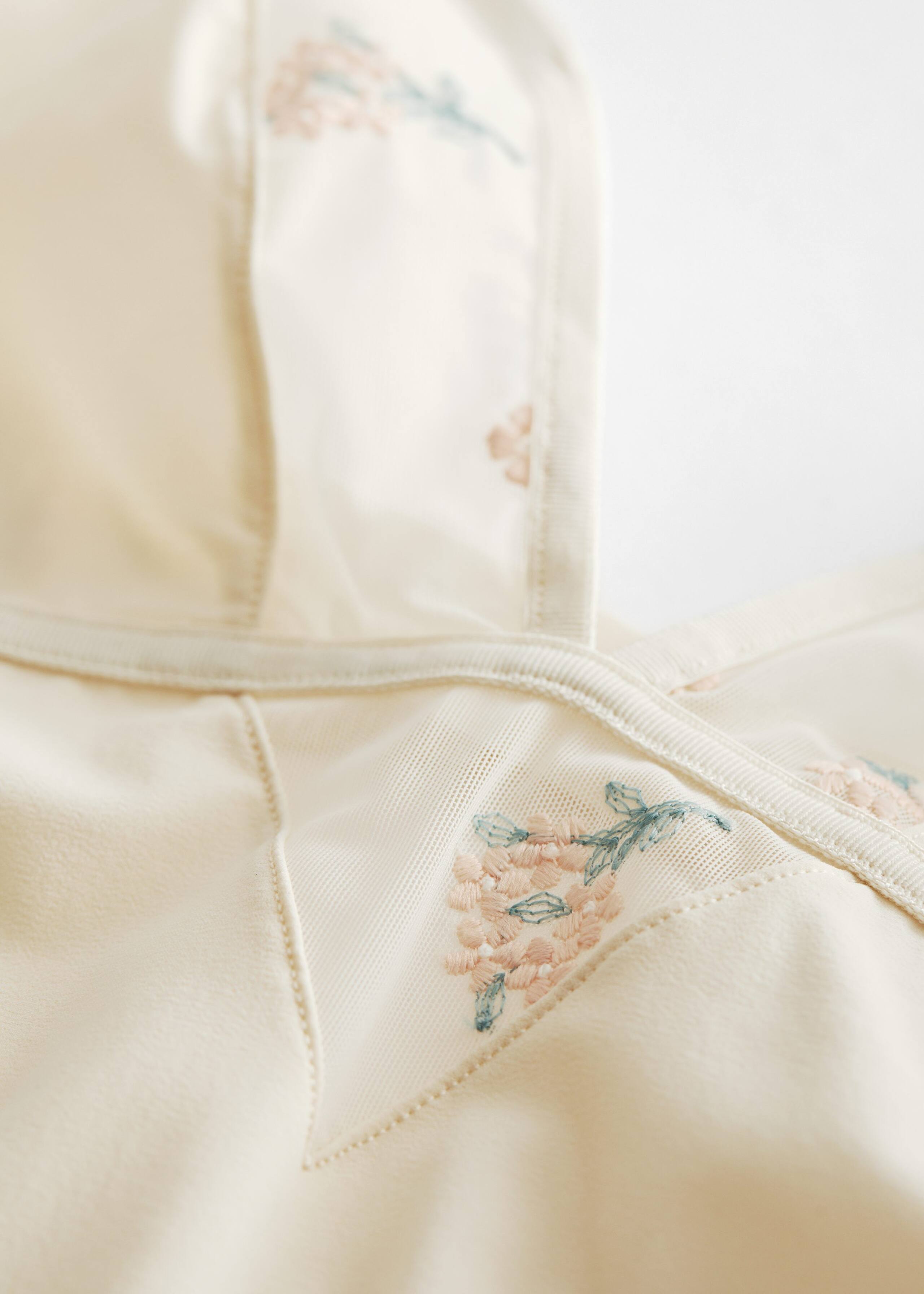 Strappy Embroidered Bodysuit - {{variantName}} - Descrizione dettagliata