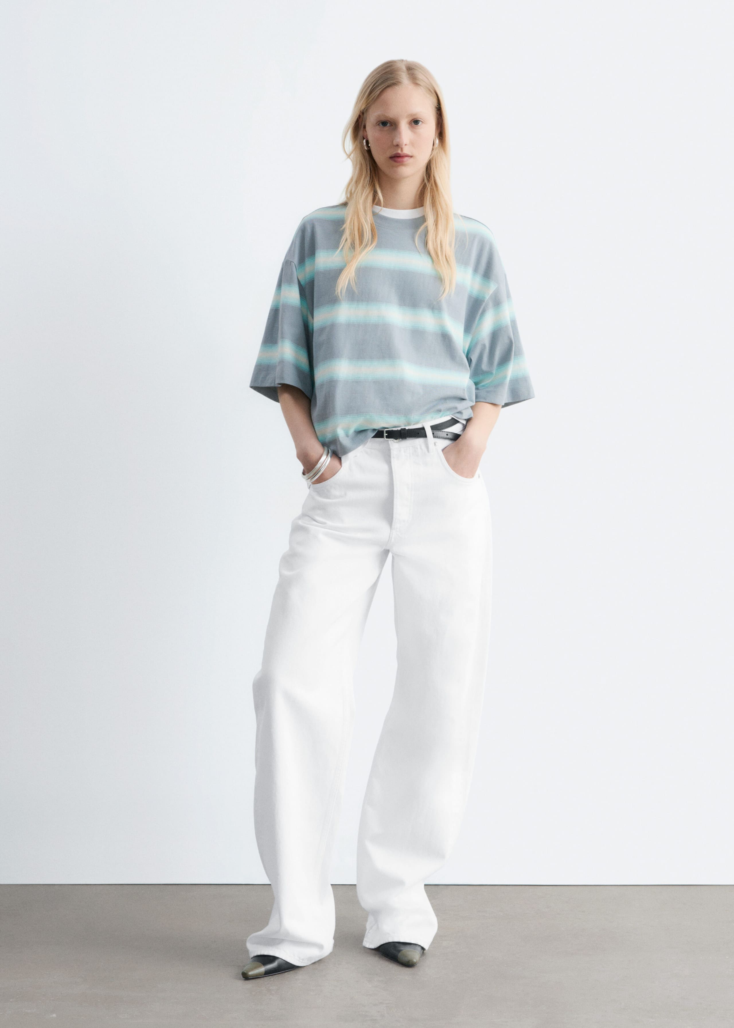 Image of T-shirt oversize in cotone a righe