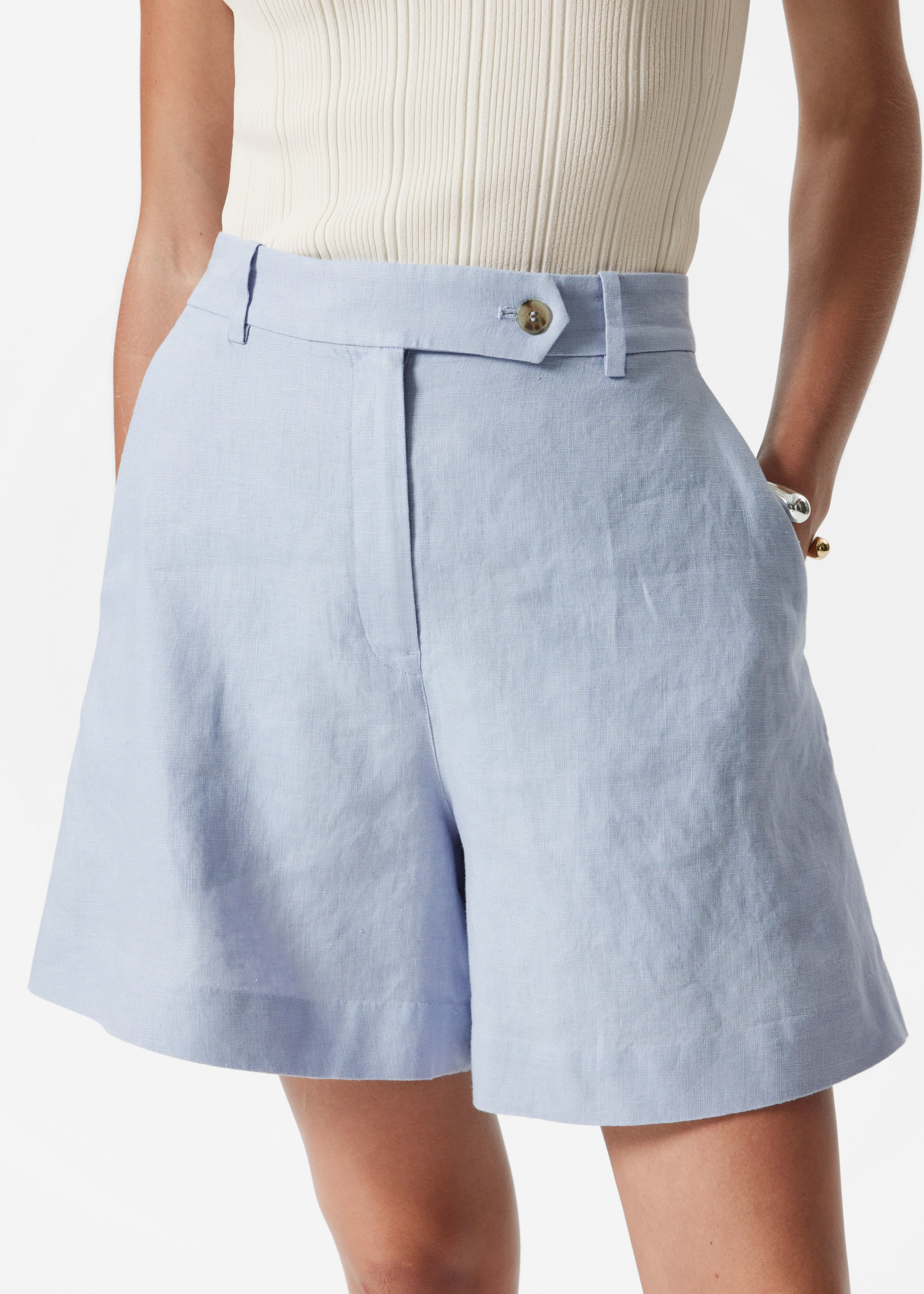 Größeres Bild anzeigen: Leinen-Shorts - Hellblau - Ladies | H&M AT 2