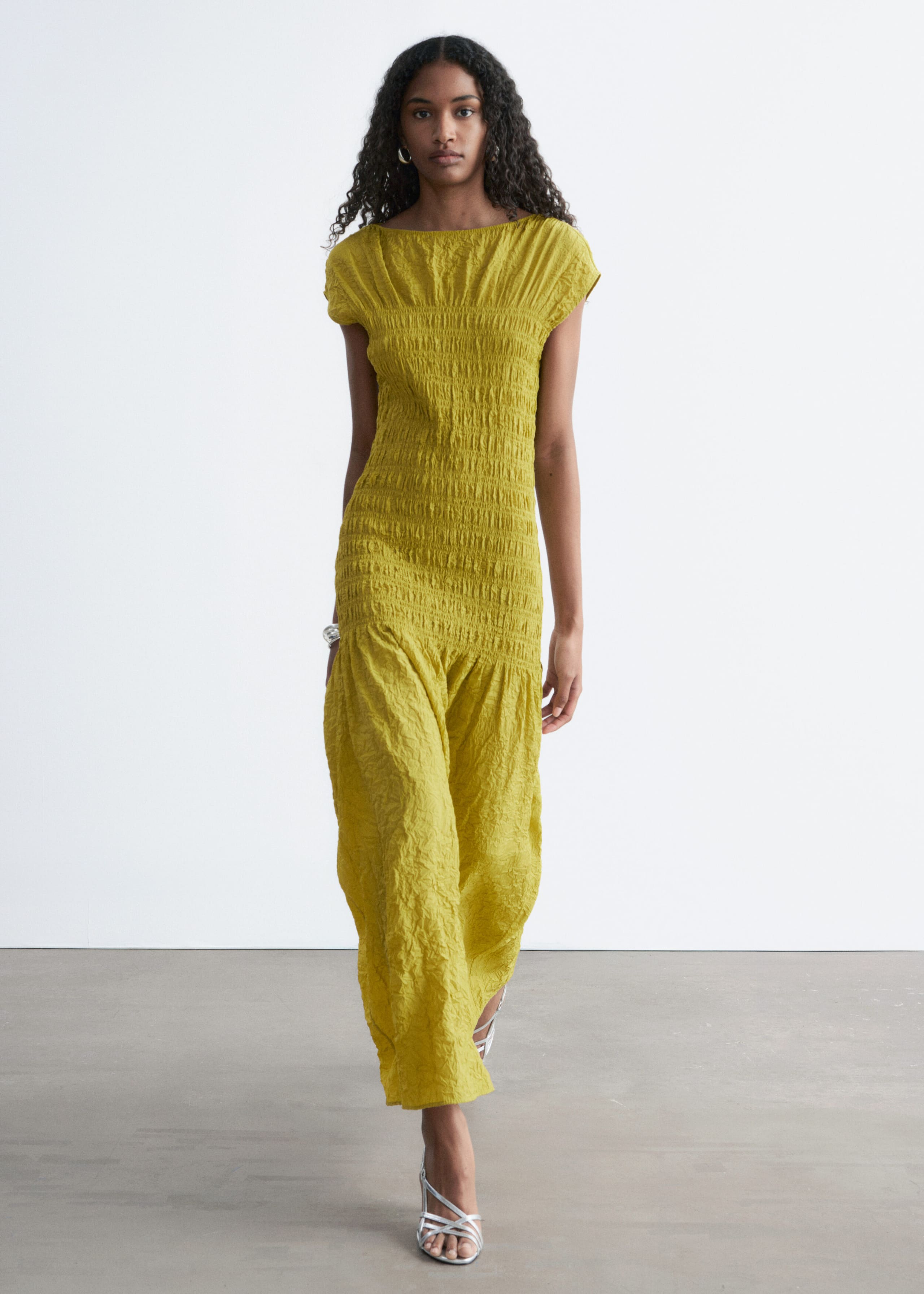 Image of Maxi abito con lavorazione smock