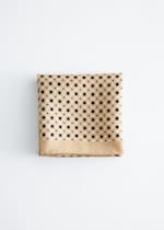 Beige/Geometric Pattern