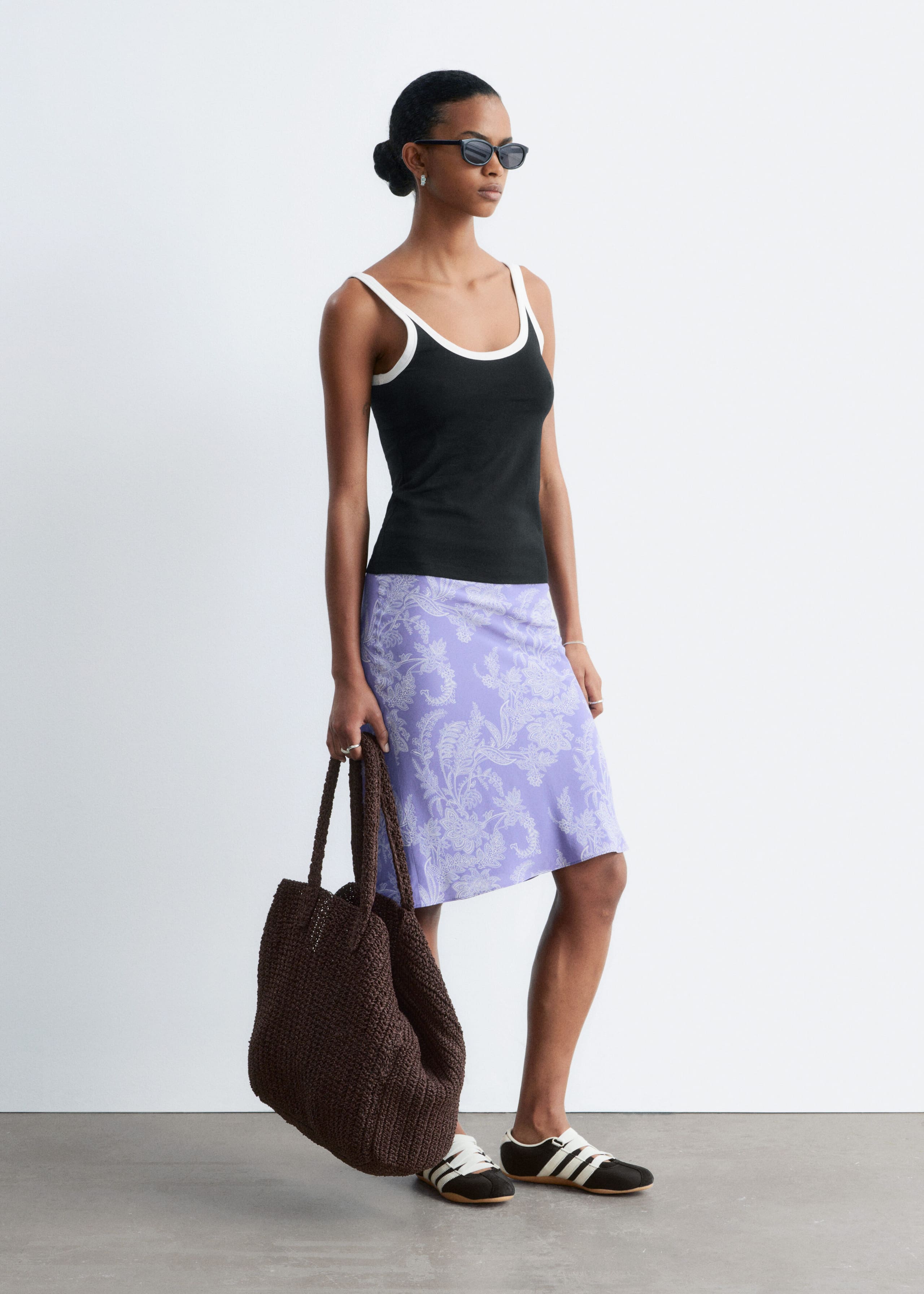 Top z okrągłym dekoltem – Czarny/biały – Lookbook