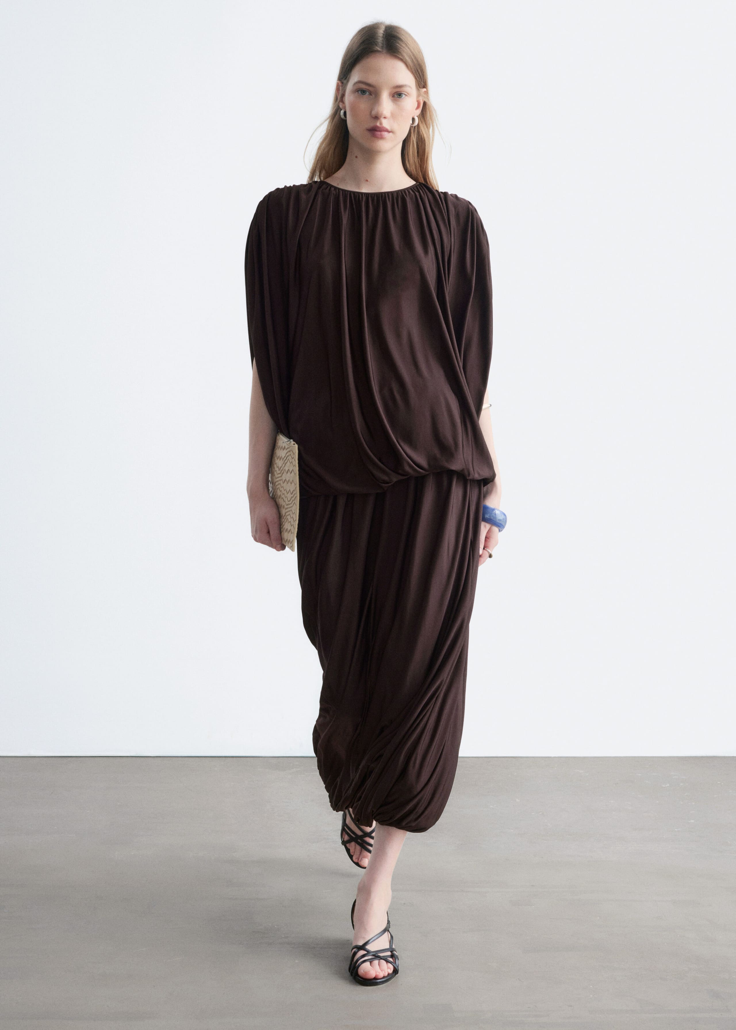 Jersey-Oberteil mit Drapierung - Hellbeige - Lookbook