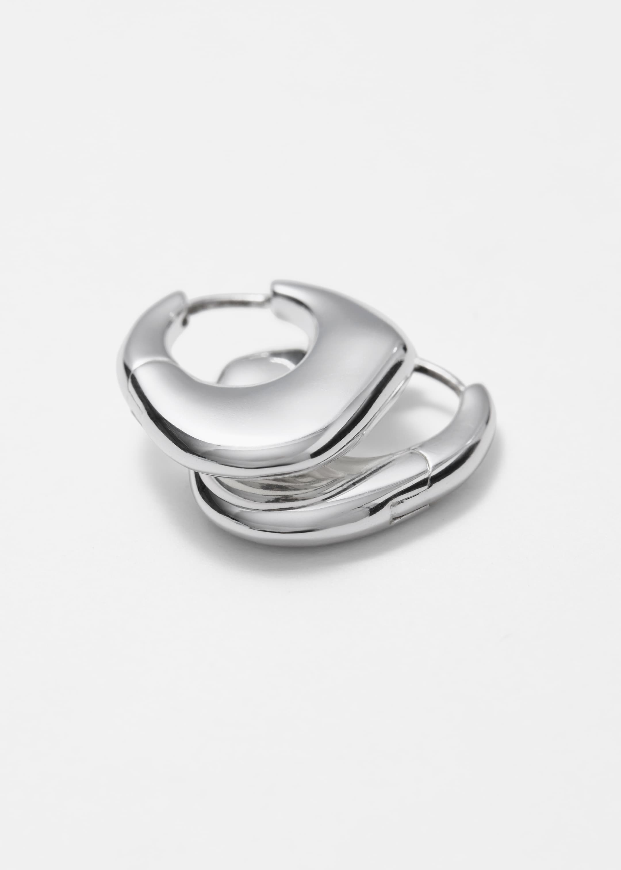 Größeres Bild ansehen: Unregelmäßig geformte Creolen - Silber - Ladies | H&M DE 2