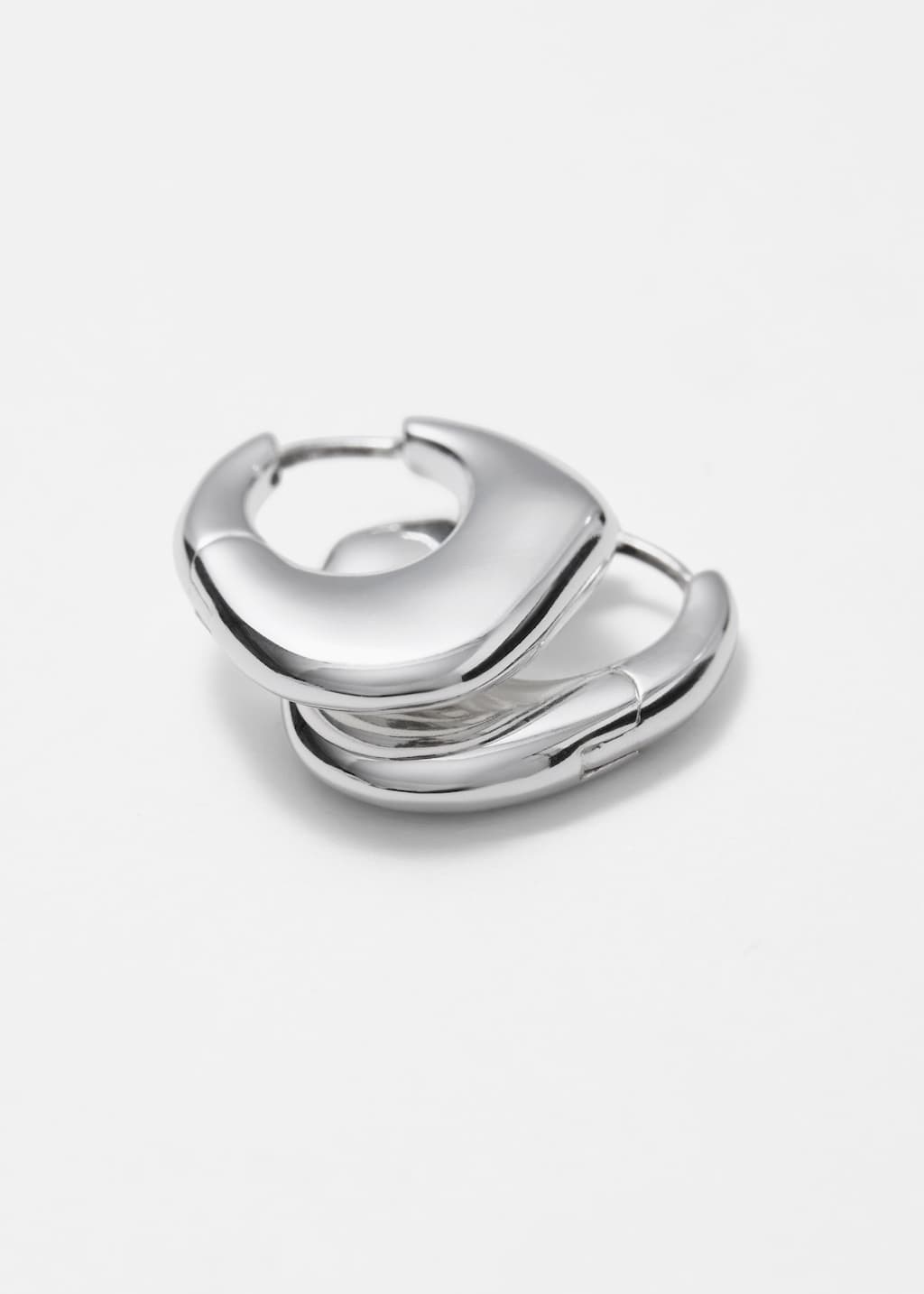 Oregelbundet formade hoops – {{variantName}} – detaljerad beskrivning