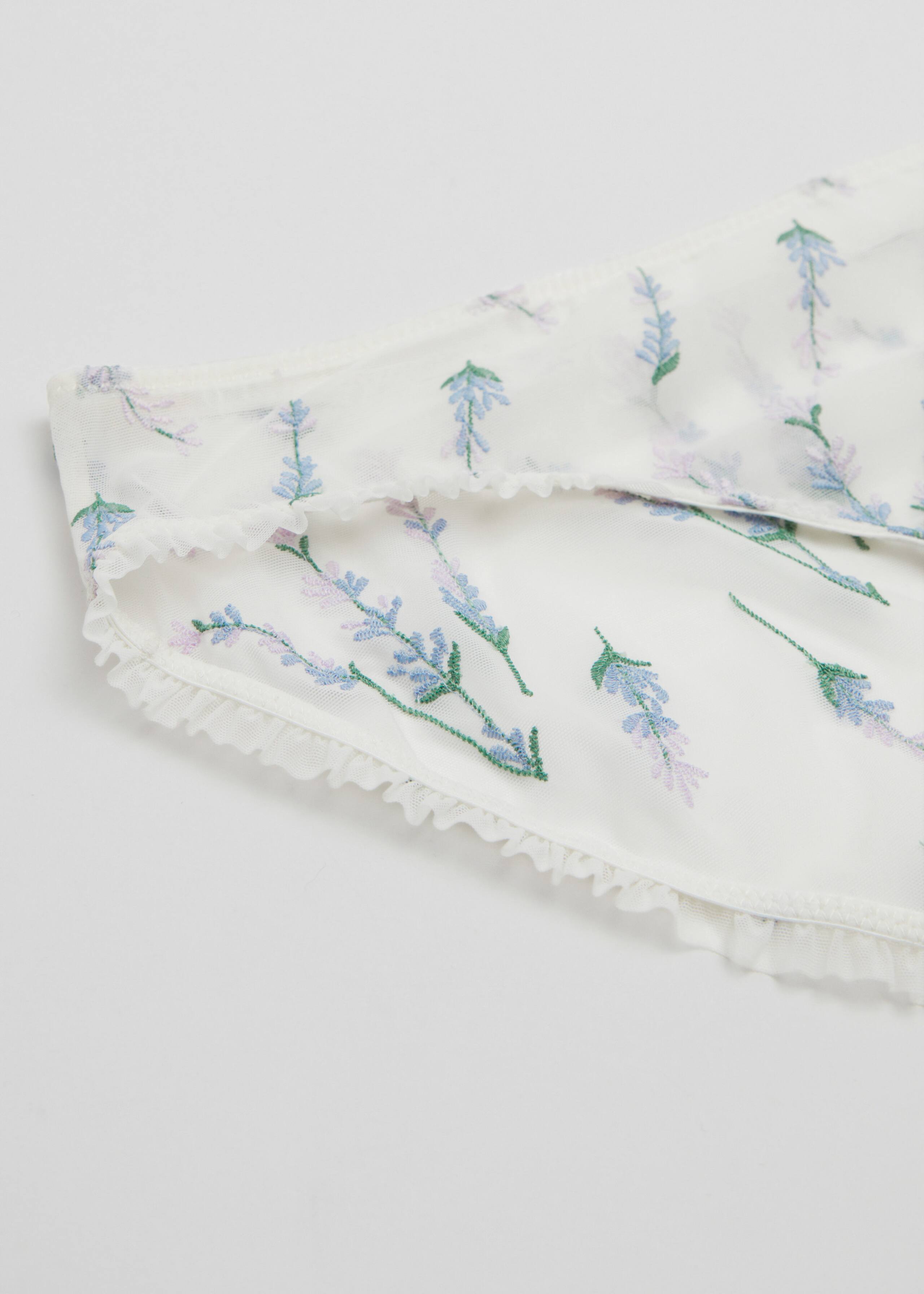 Flower Embroidered Briefs - {{variantName}} - Descrizione dettagliata