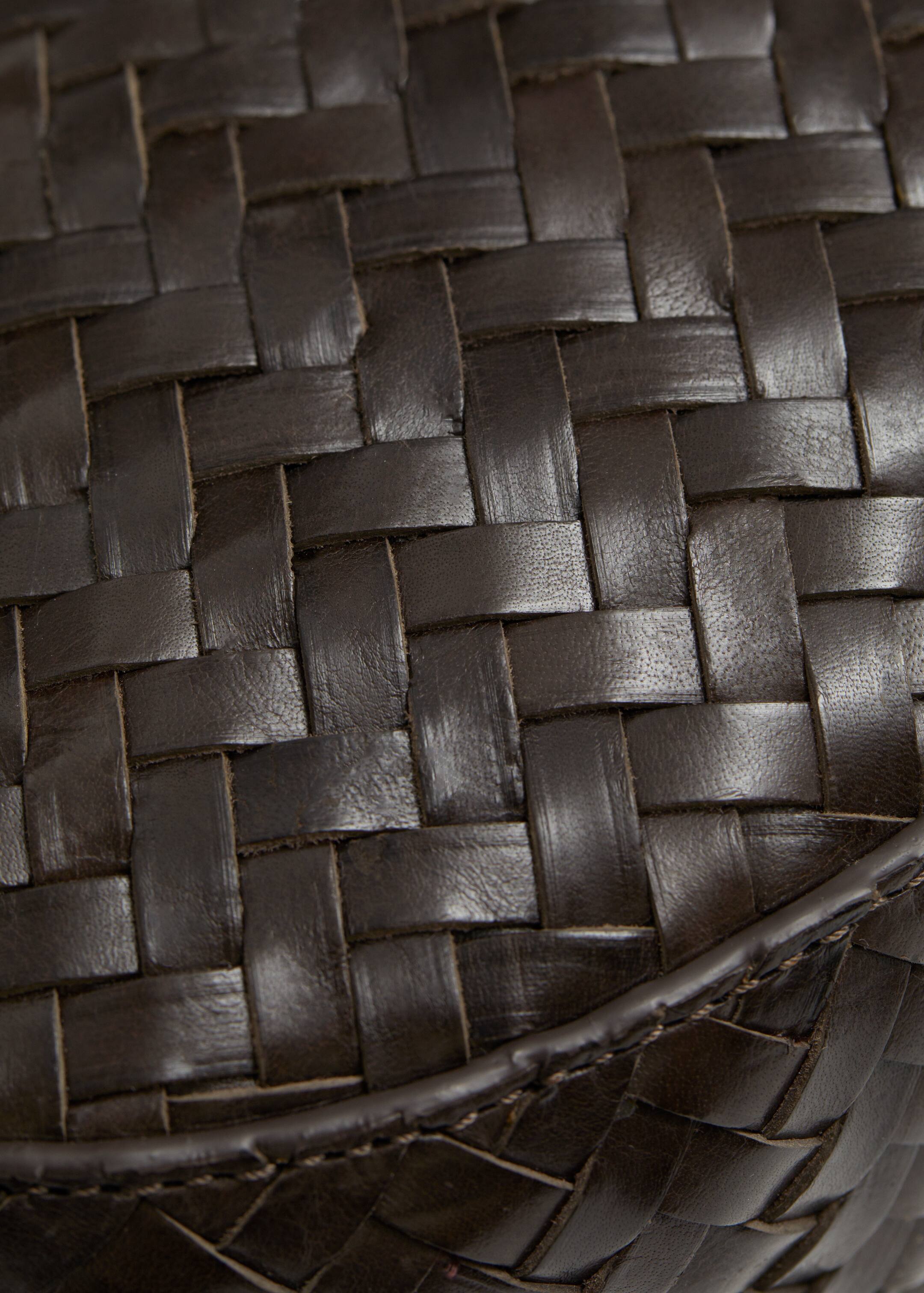 Se større billede: Flettet skuldertaske - Mahogni - DAME | H&M DK 4