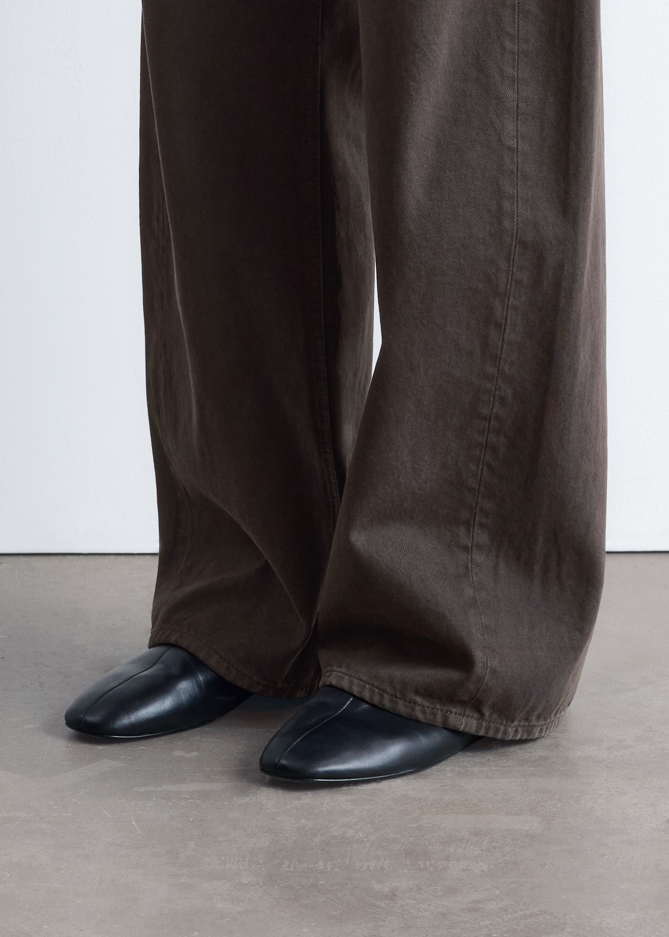 Image of Barrel-Leg Jeans