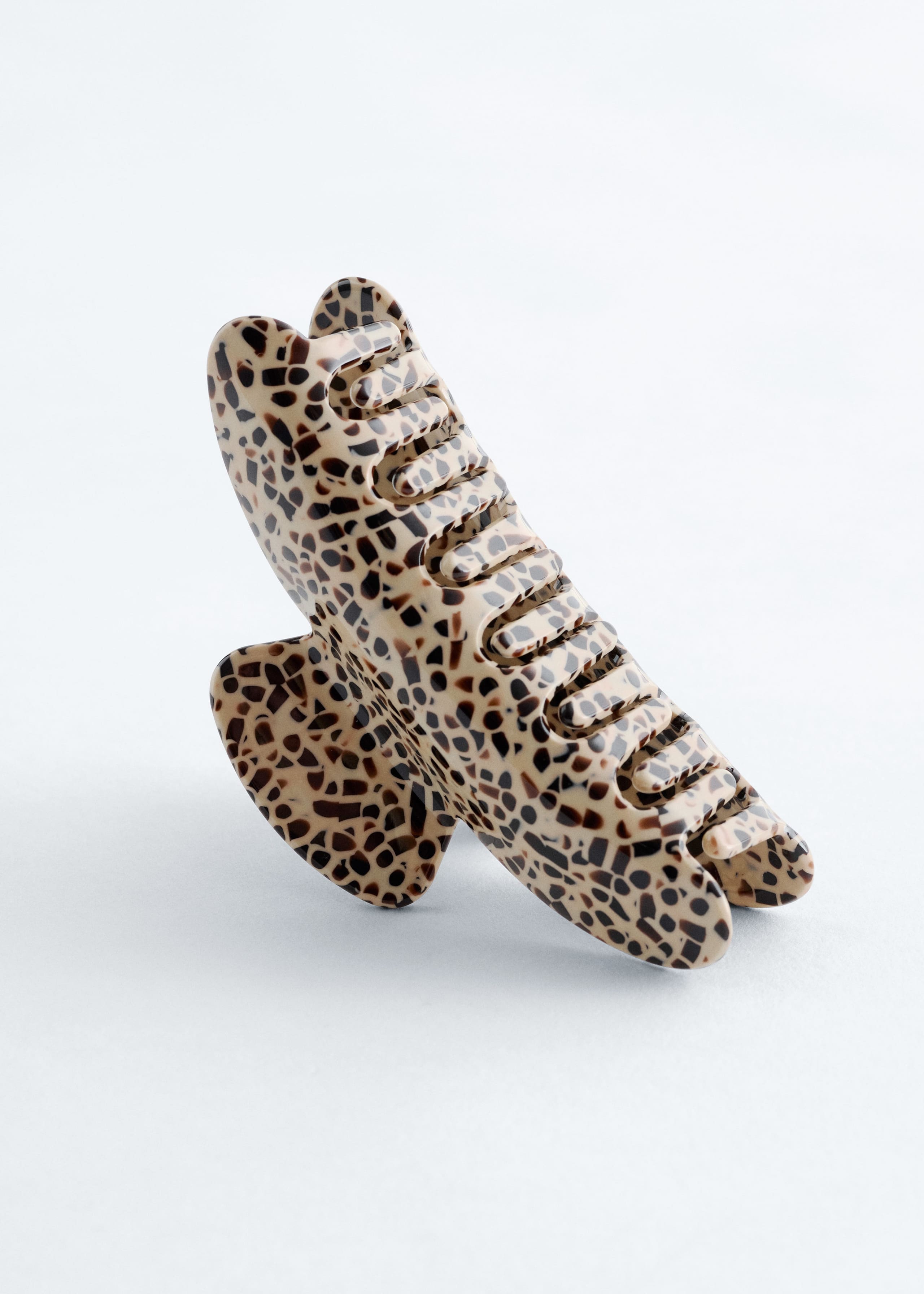 Image of Classic Hair Claw-Clip