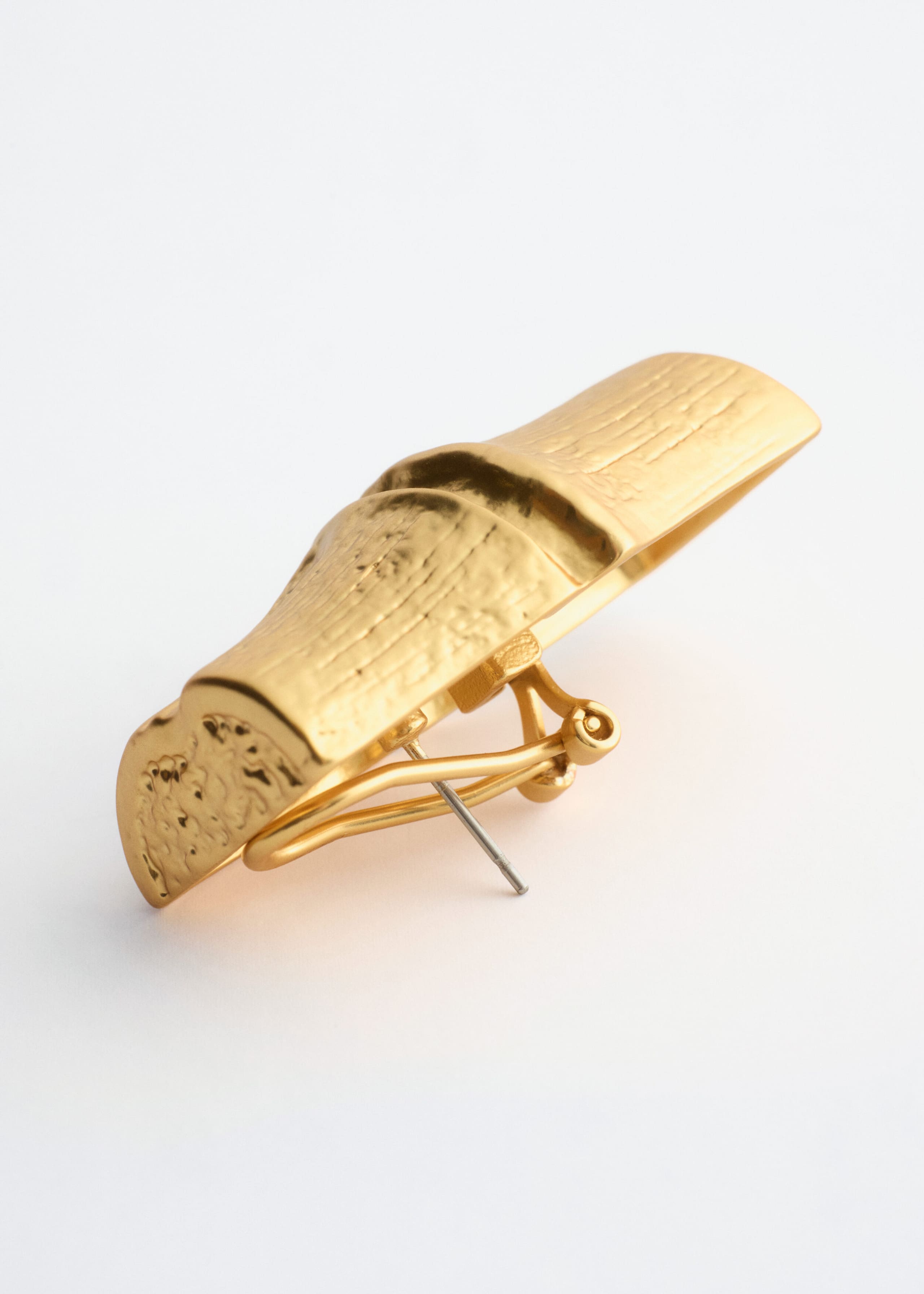 Sculpted Earrings - Gold - Still Life