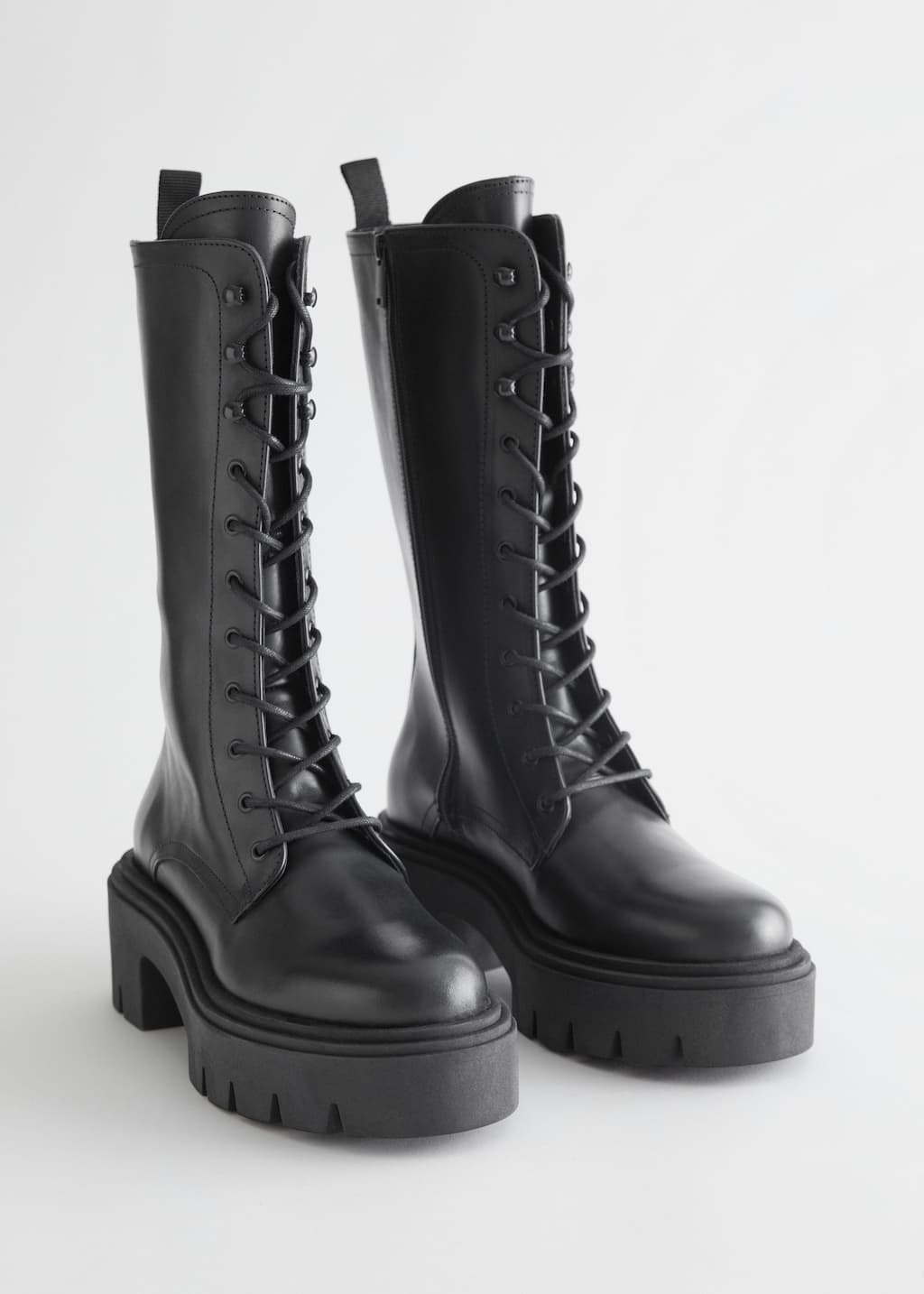 ChunkyLeatherBoots - Black - Bodegón