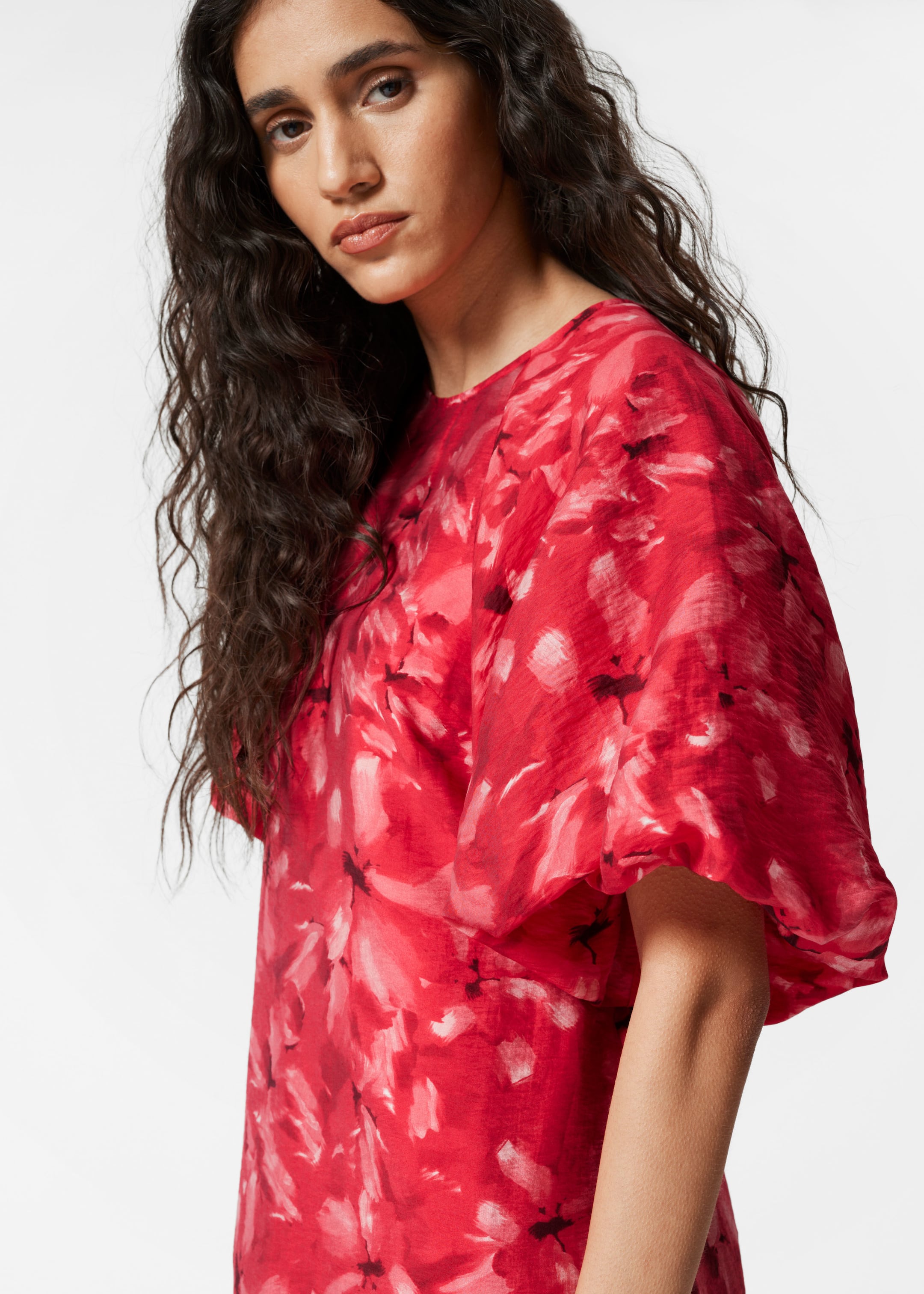 Grotere afbeelding bekijken: Mini-jurk met pofmouwen - Red Floral - DAMES | H&M BE 2
