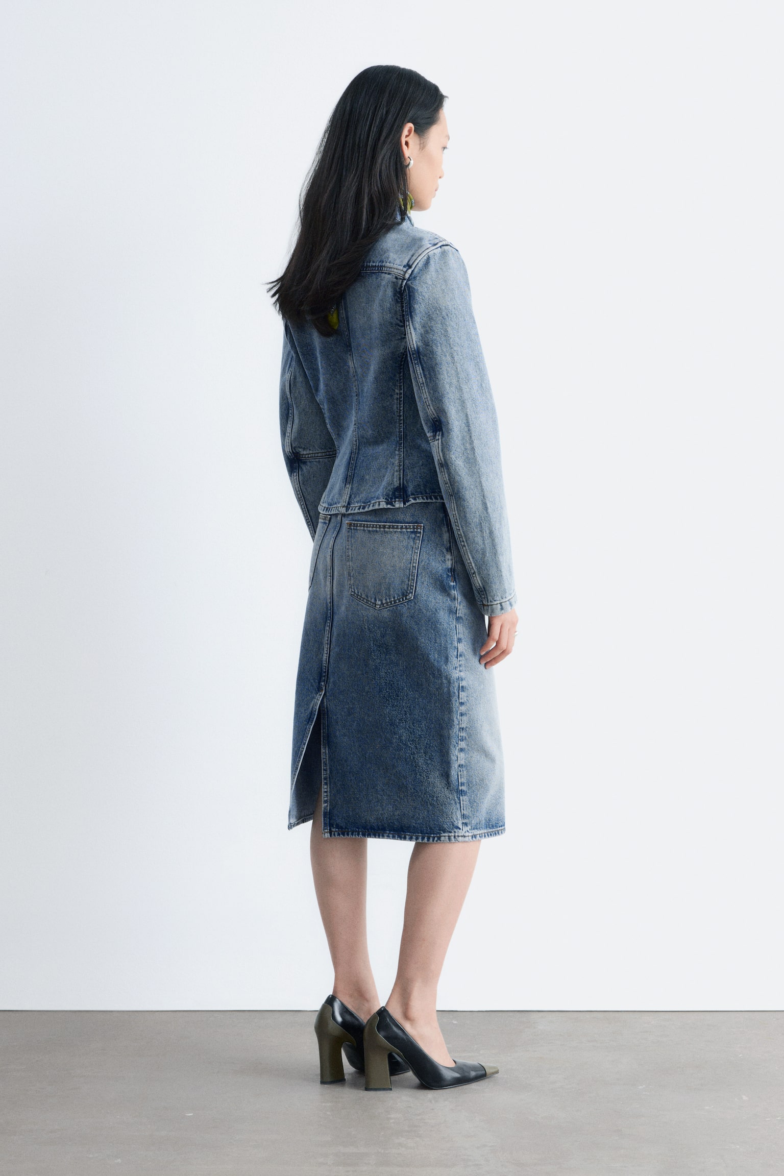 Figursyet denimjakke med lynlås - Forvasket blå/Beige - 8