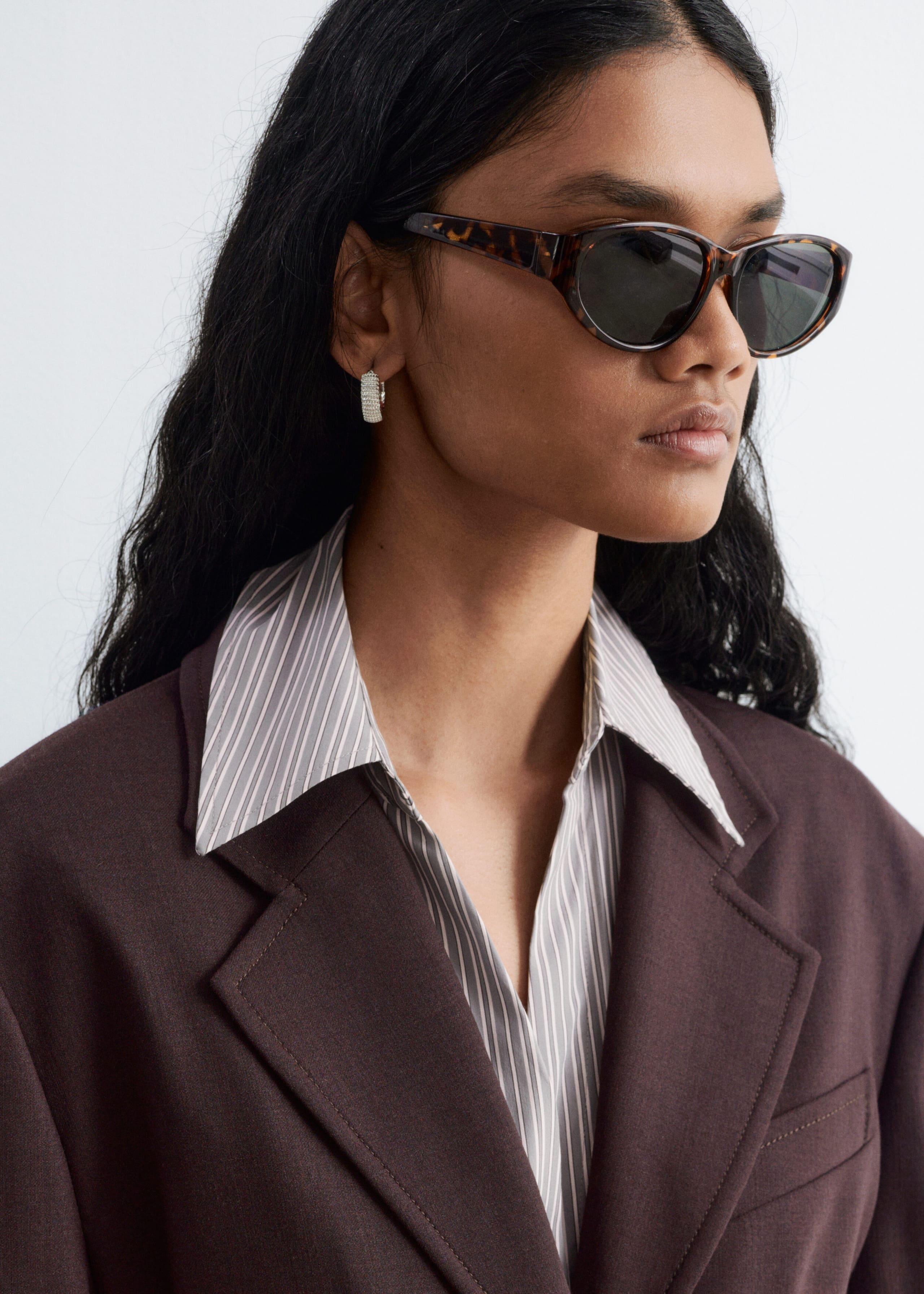 Single-Breasted Blazer - Dark Brown - Still Life