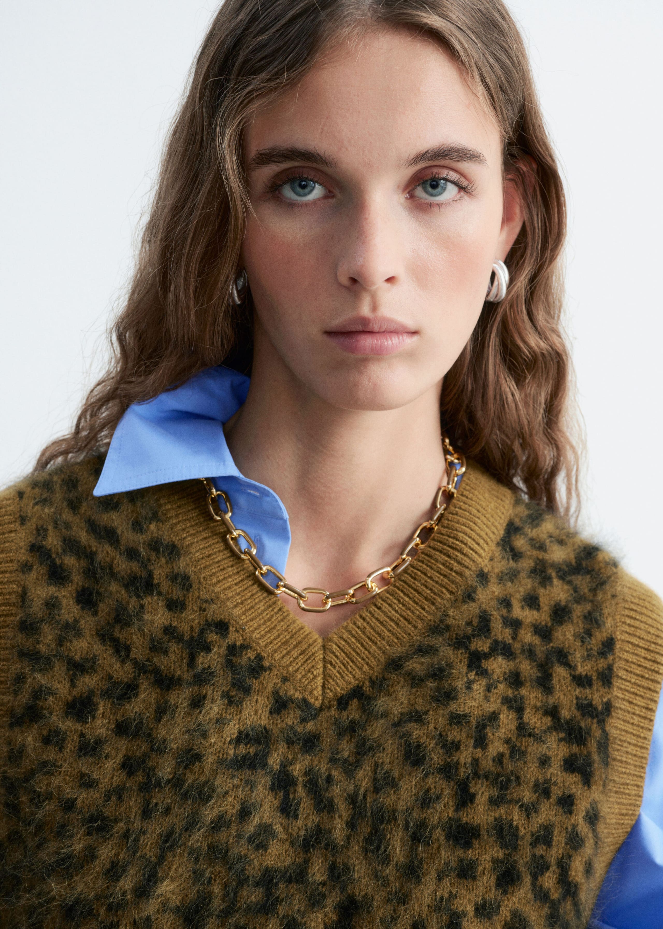 Jacquard-Weste aus gebürsteter Wolle - Khaki/Leopardenmuster - Lookbook