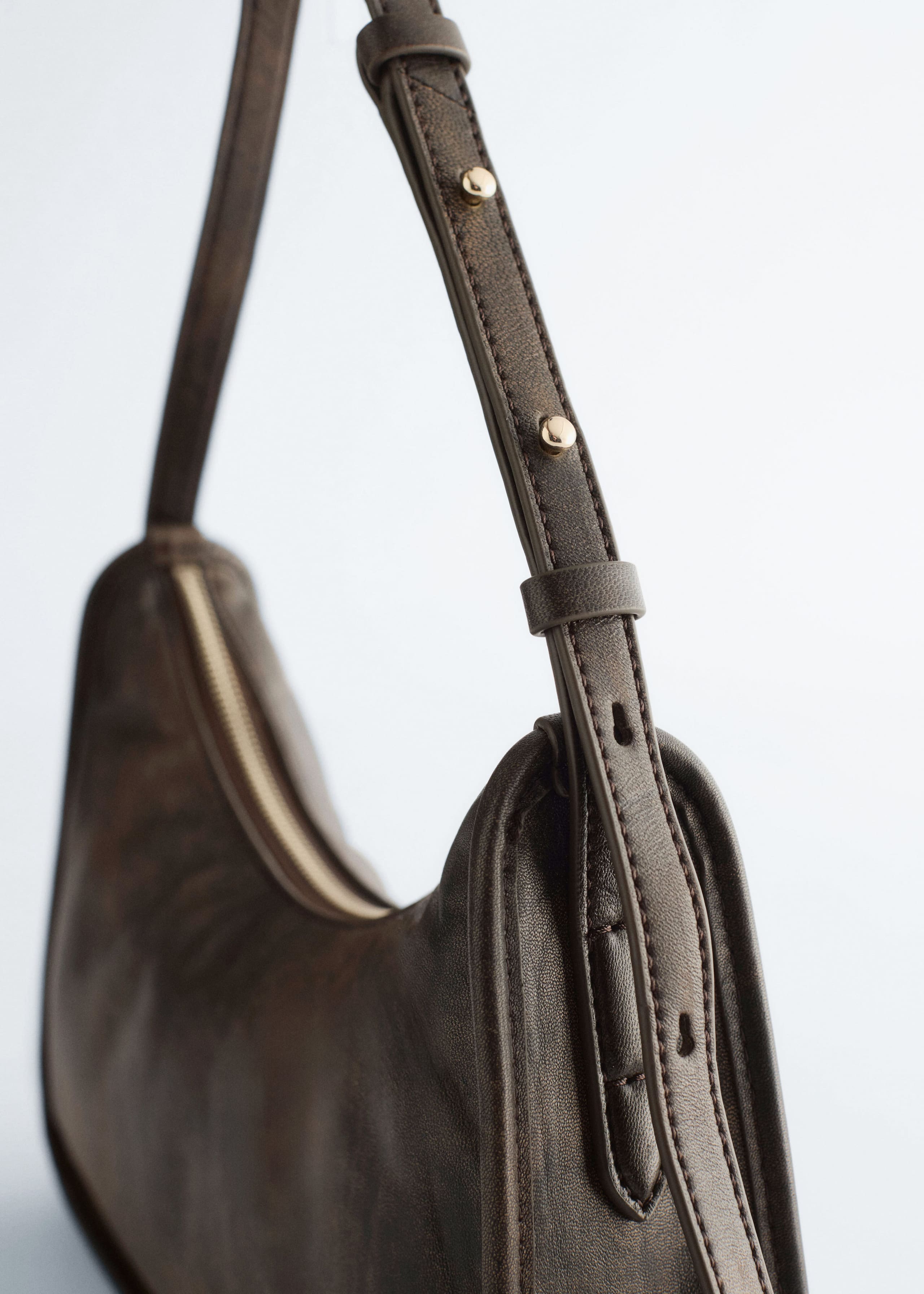 Image of Schultertasche aus Leder