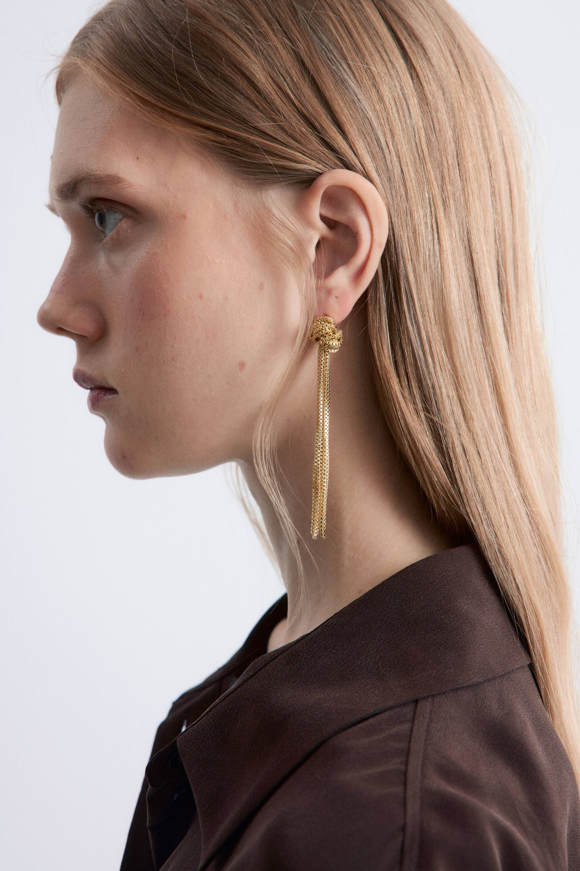 הצגת תמונה גדולה יותר: Knot-Detail Pendant Earrings - זהב - Ladies | H&M IL 1