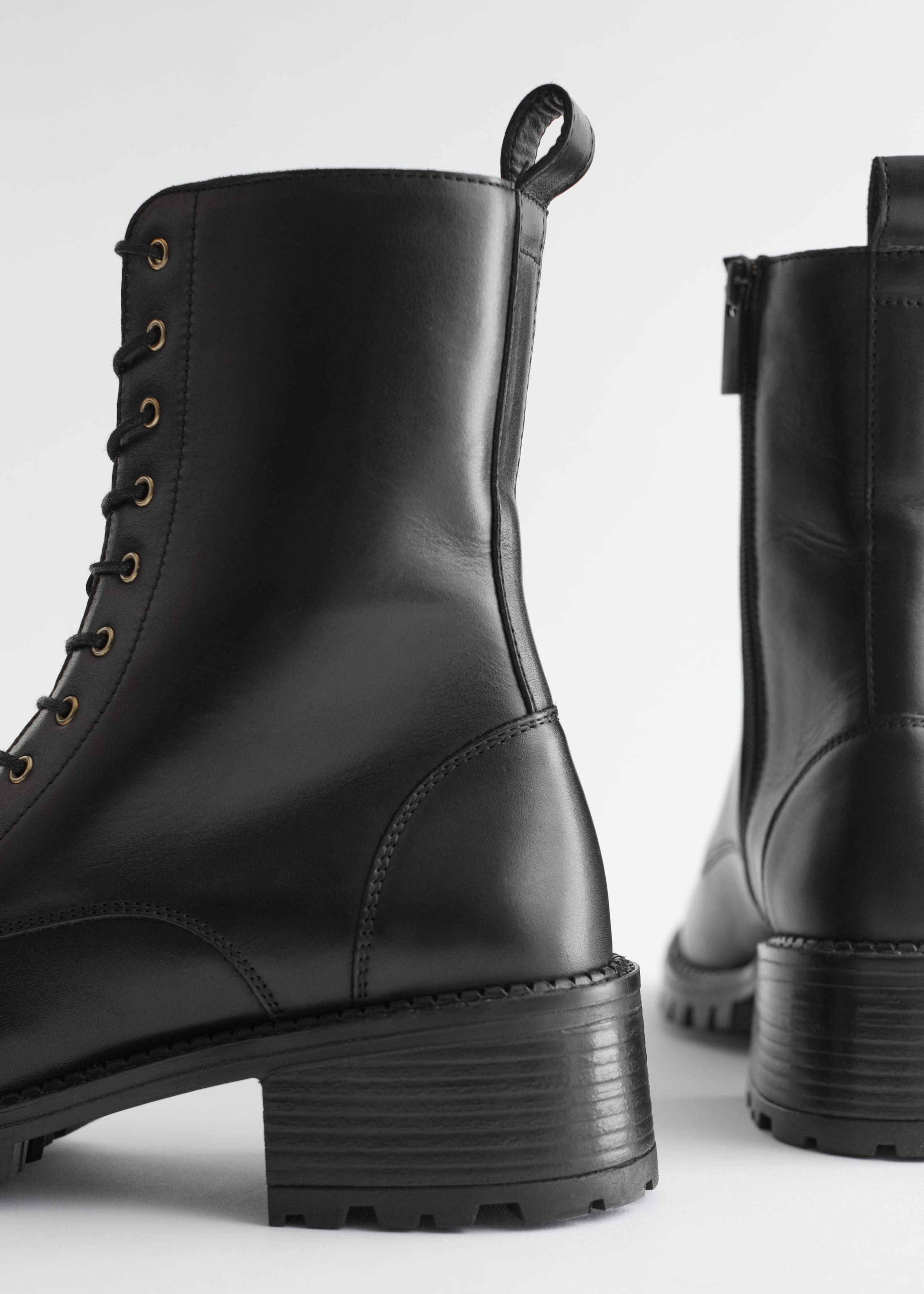 Heeled Leather Boots - {{variantName}} - Descriptive Detail