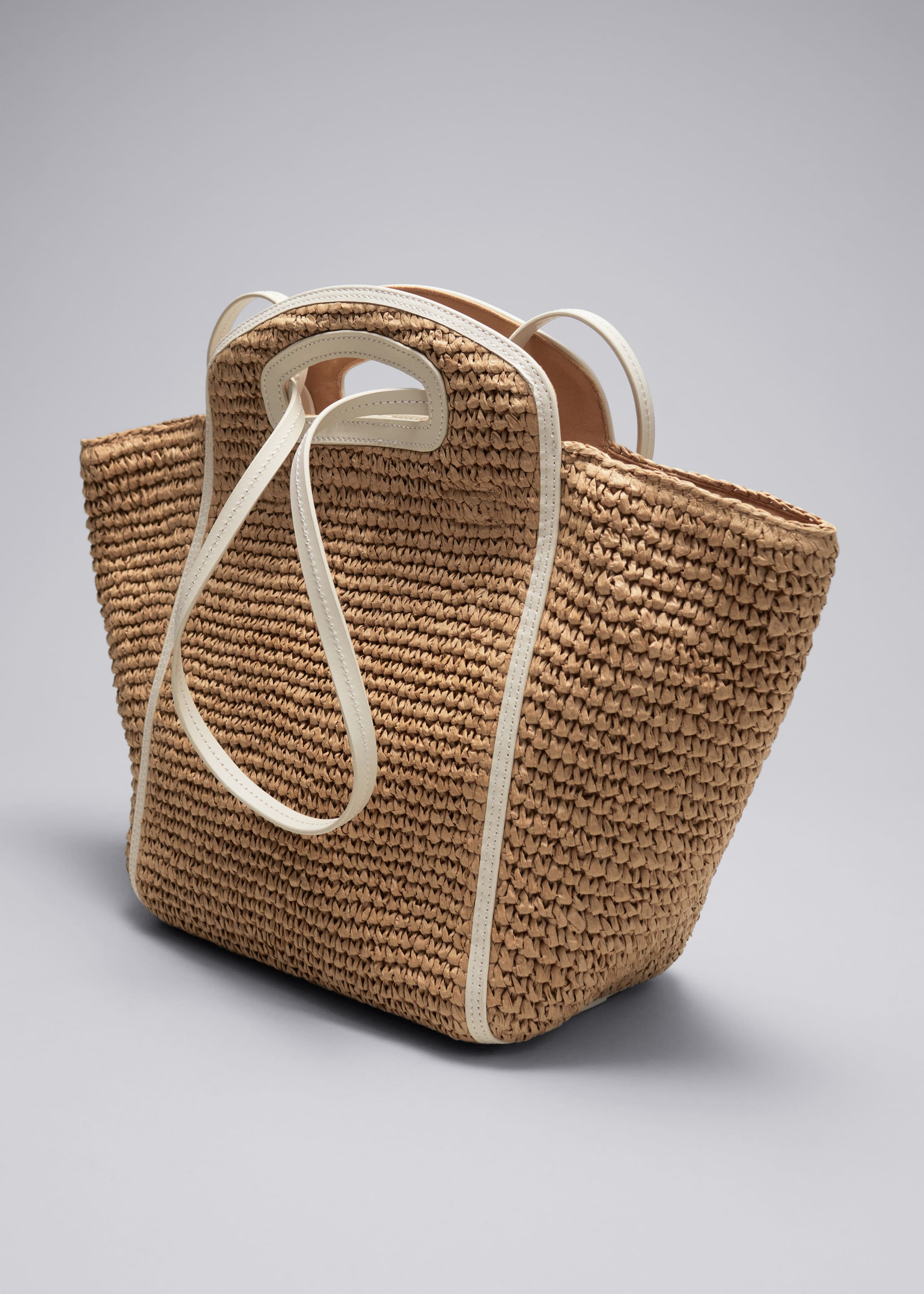 Stor stråväska – Beige – stilleben