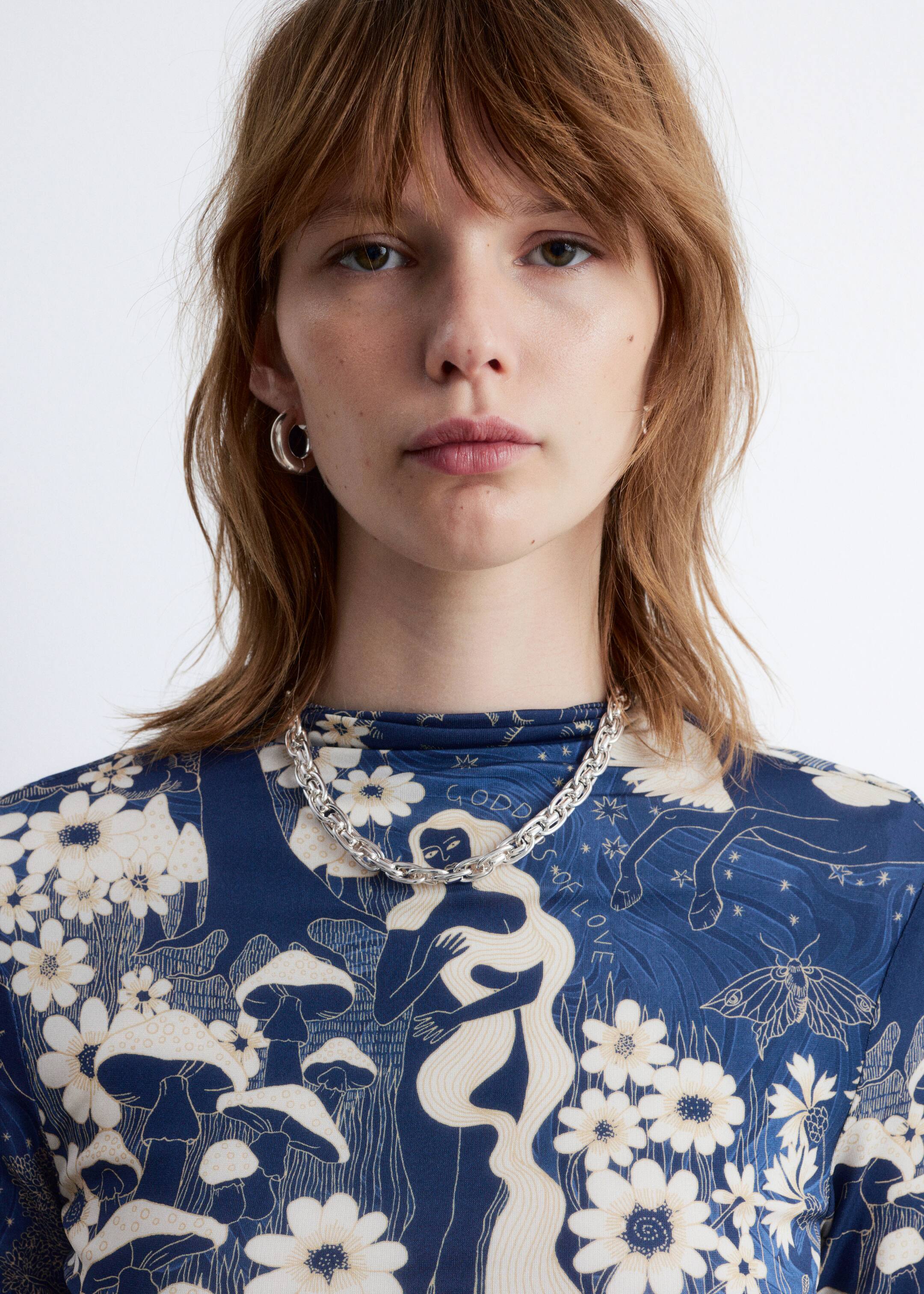 Grotere afbeelding bekijken: Top met opstaande boord - Donkerblauw patroon - DAMES | H&M NL 2