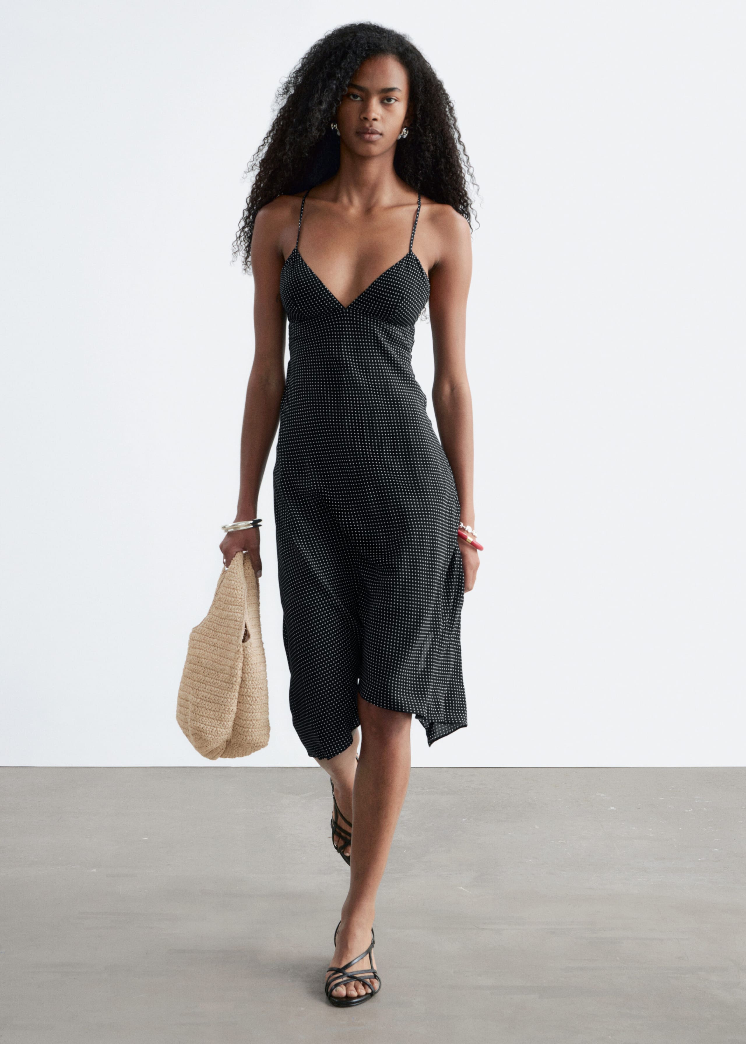 Dotted Slip Midi Dress - Schwarz/Kleine Punkte - Lookbook