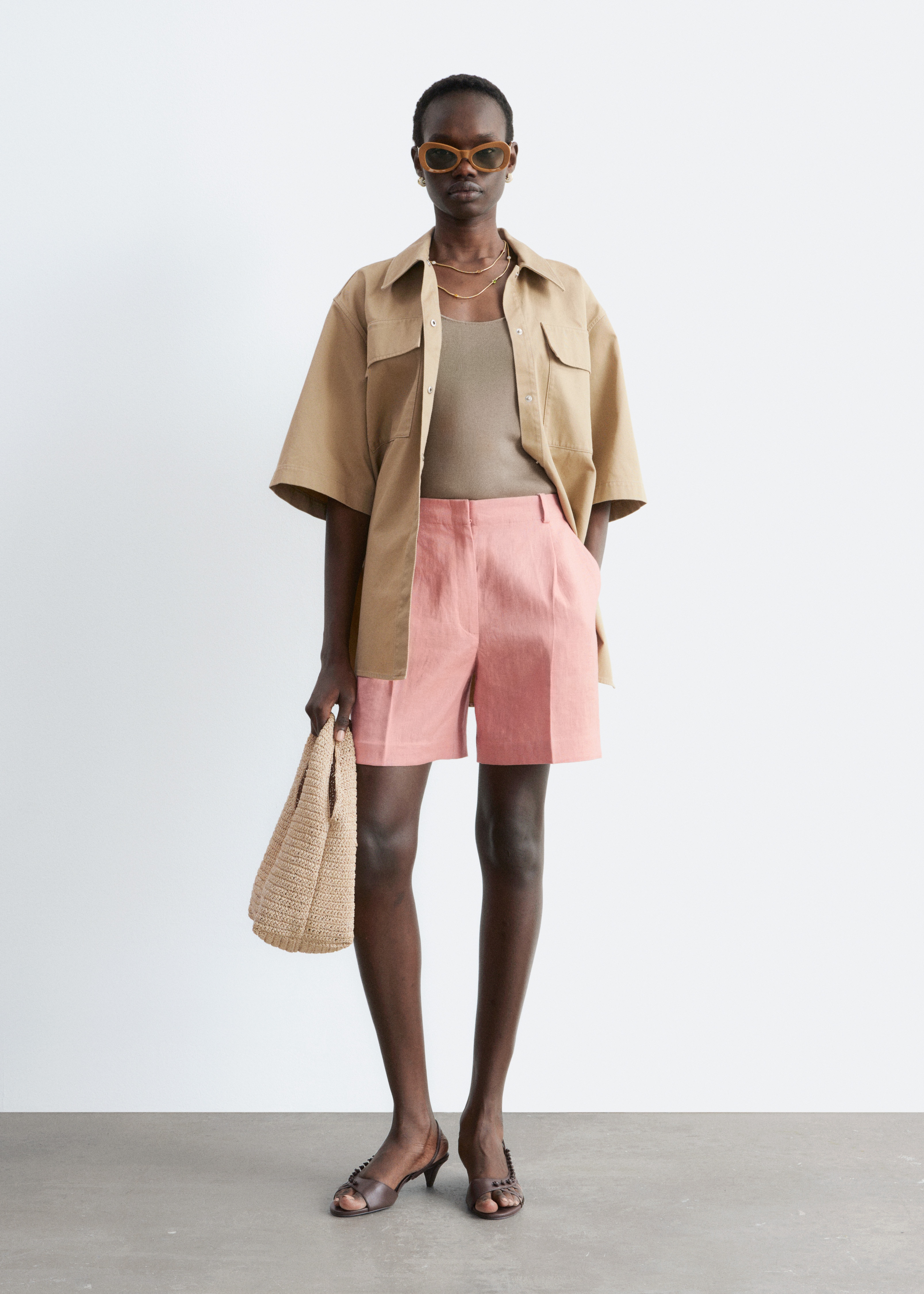 Short plissé en lin